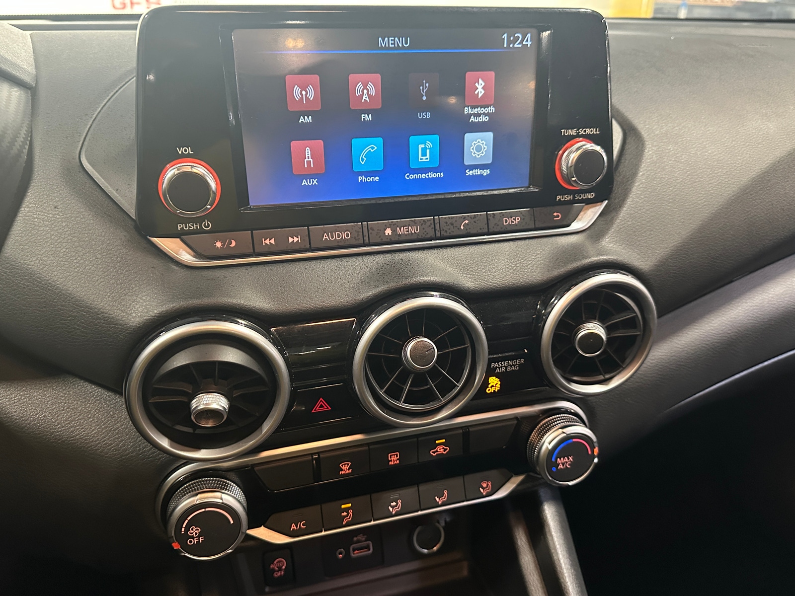 Thumbnail: 2025 Nissan Sentra - 4