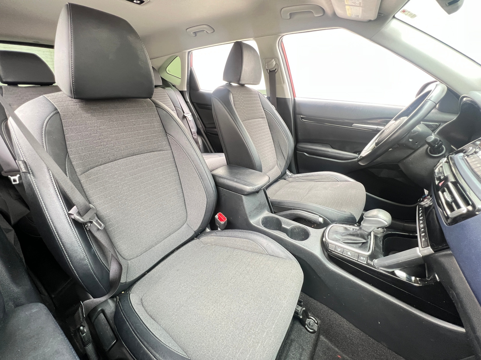 Thumbnail: 2023 Kia Seltos - 2