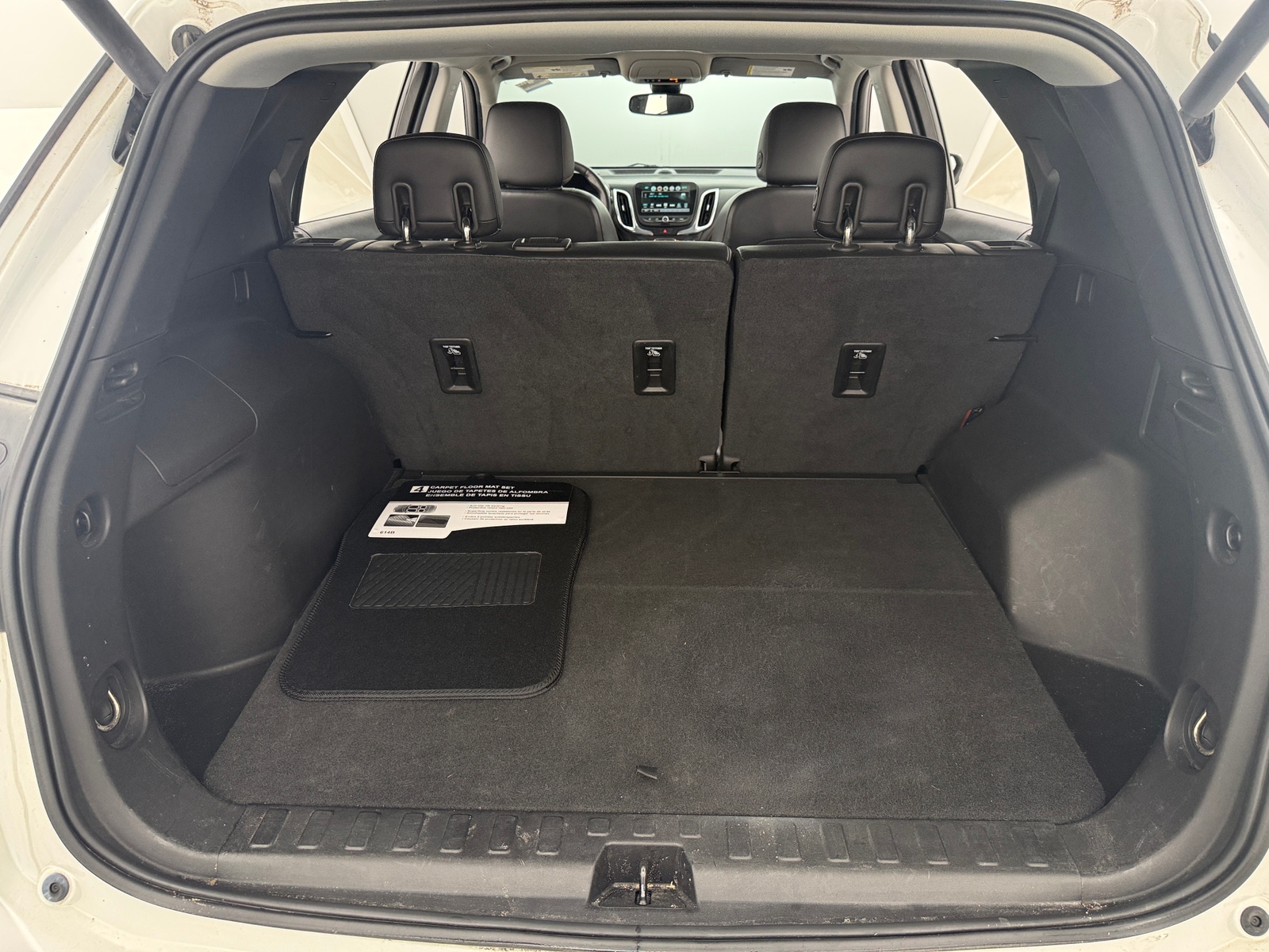 Thumbnail: 2018 Chevrolet Equinox - 6