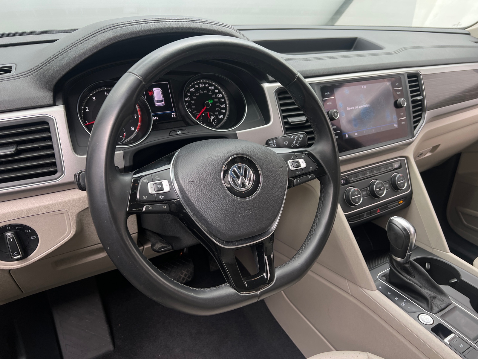 Thumbnail: 2019 Volkswagen Atlas - 4