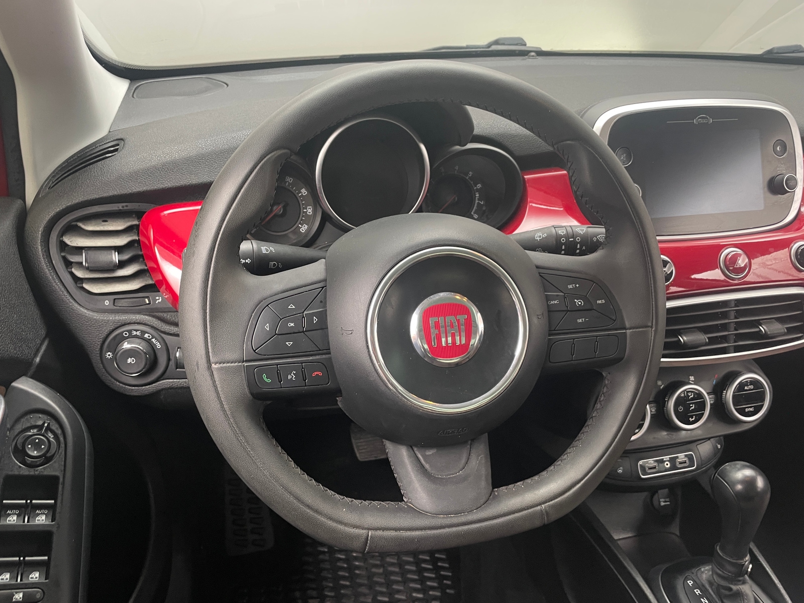 Thumbnail: 2018 Fiat 500X - 5