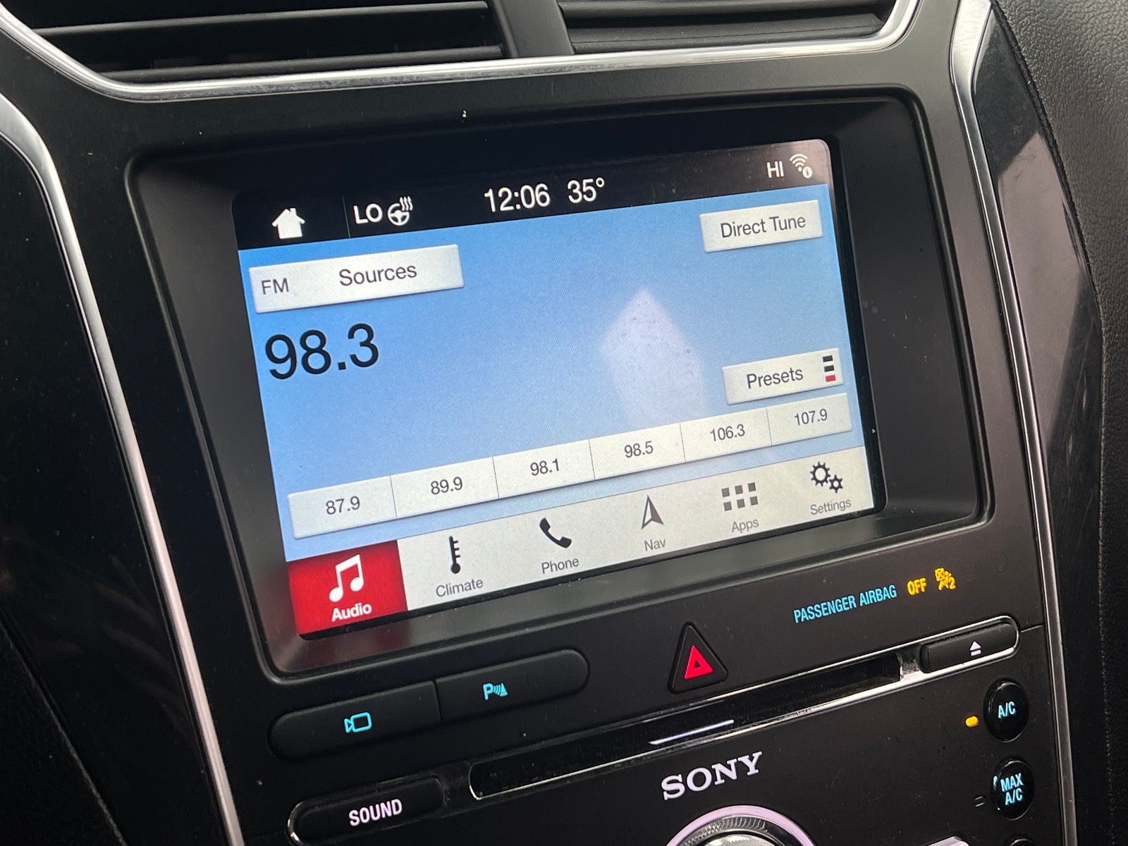 Thumbnail: 2018 Ford Explorer - 3