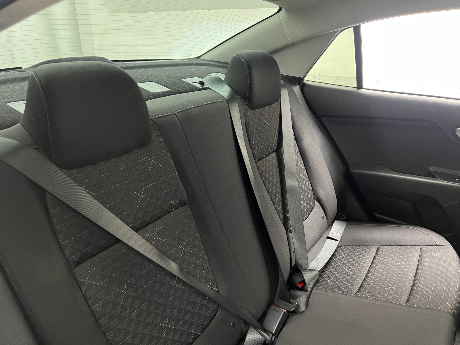 Thumbnail: 2023 Kia Rio - 6