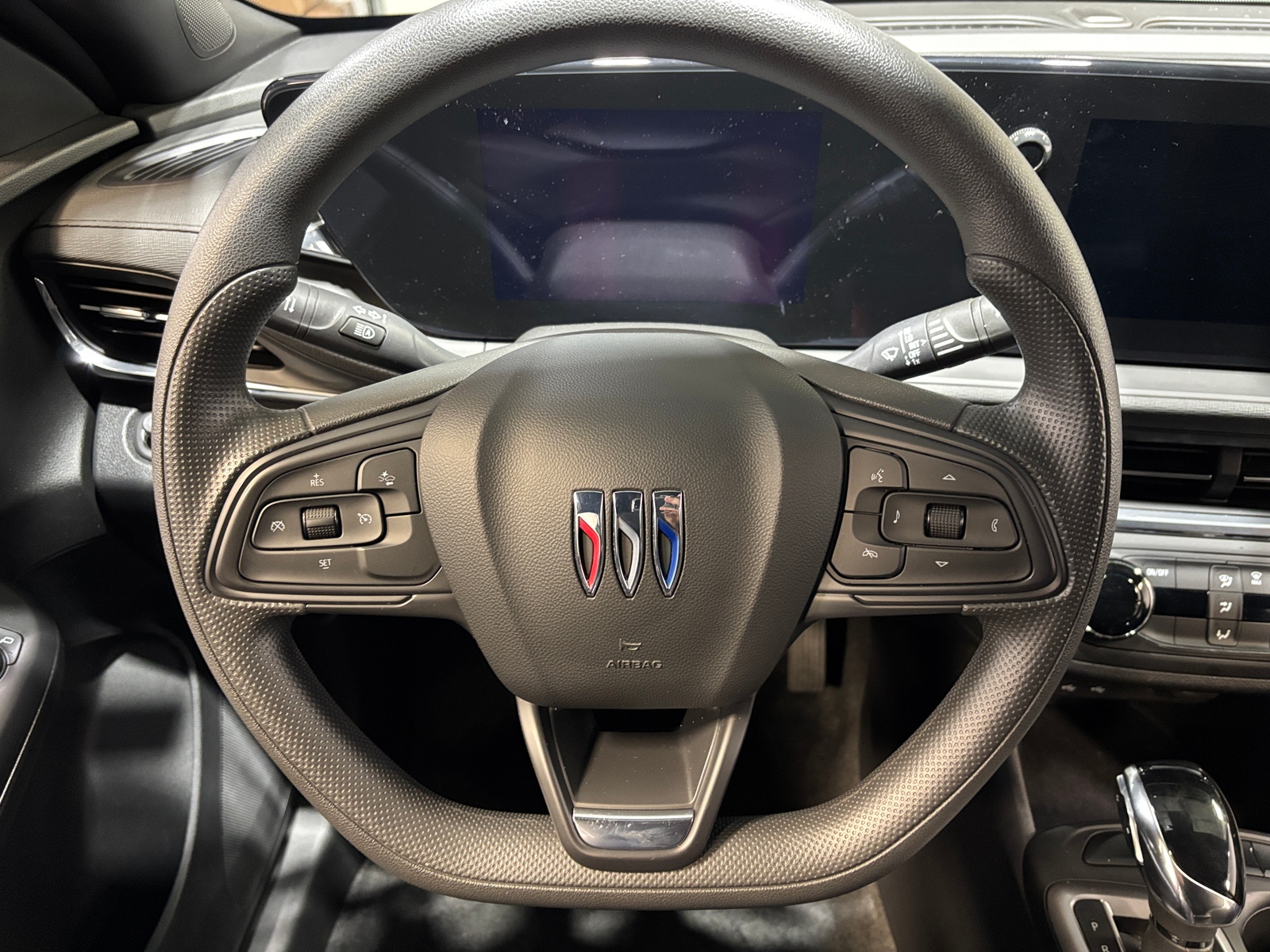 Thumbnail: 2025 Buick Envista - 4