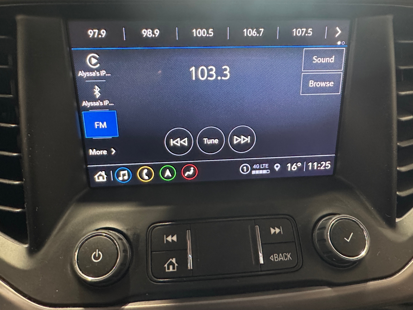 Thumbnail: 2023 GMC Acadia - 3