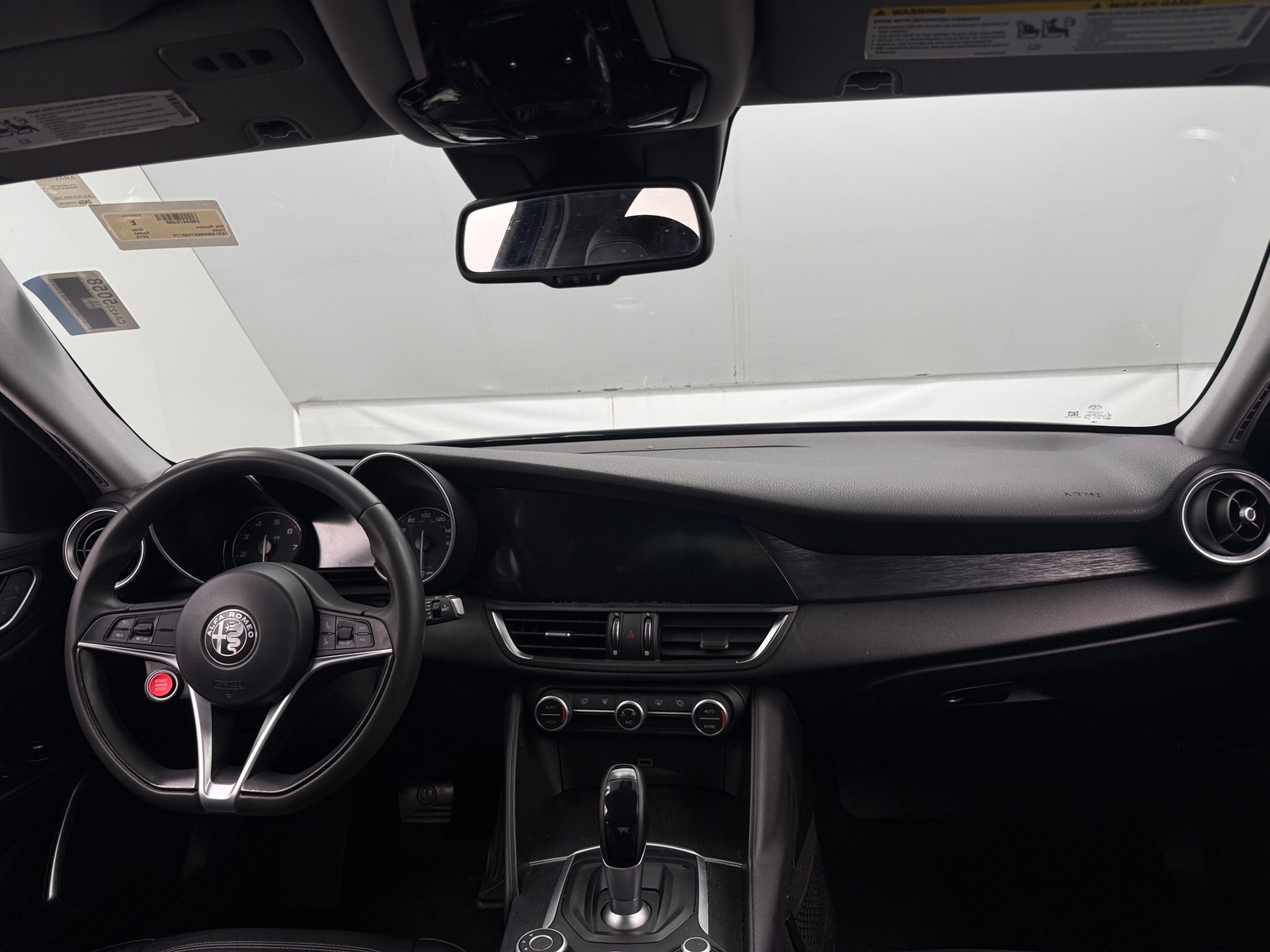 Thumbnail: 2019 Alfa Romeo Giulia - 2