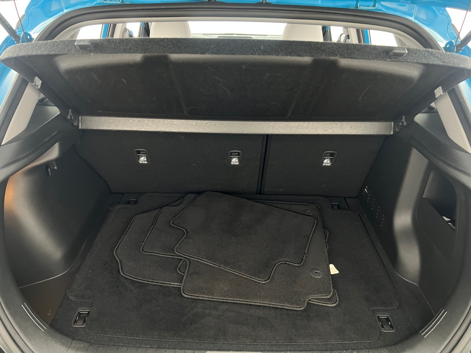 Thumbnail: 2022 Hyundai Kona - 7