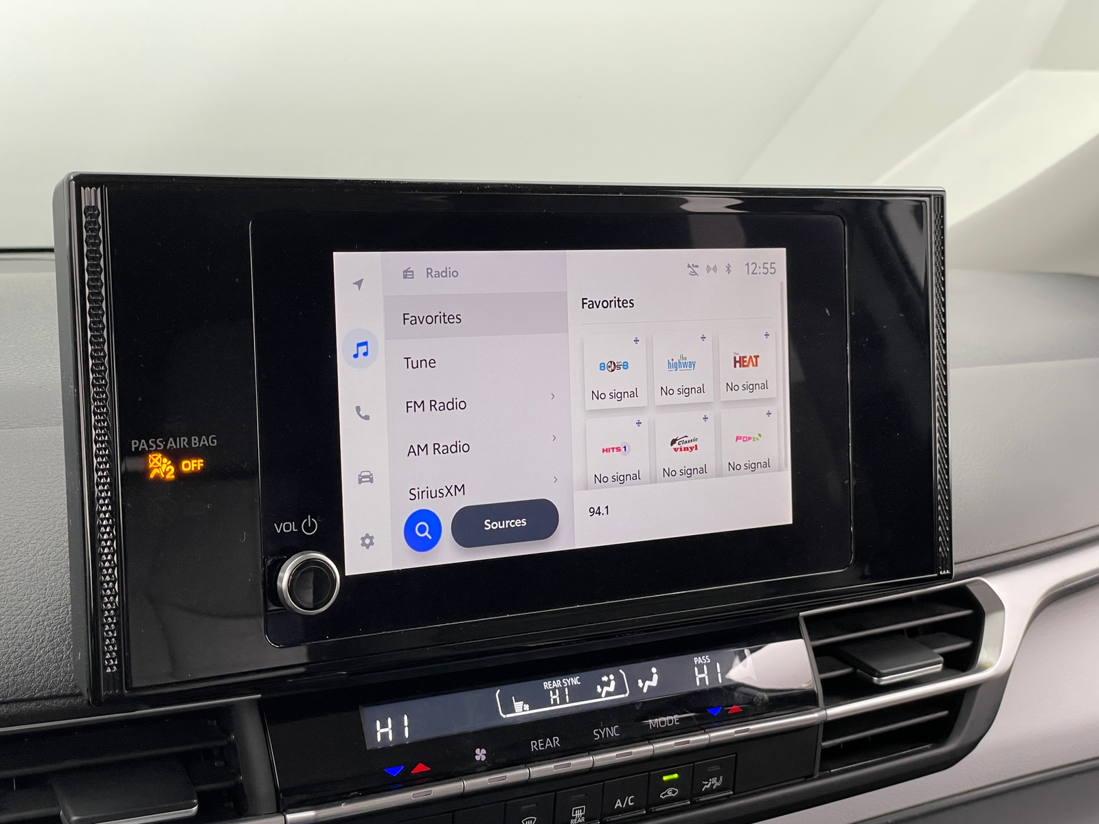 Thumbnail: 2025 Toyota Sienna - 4