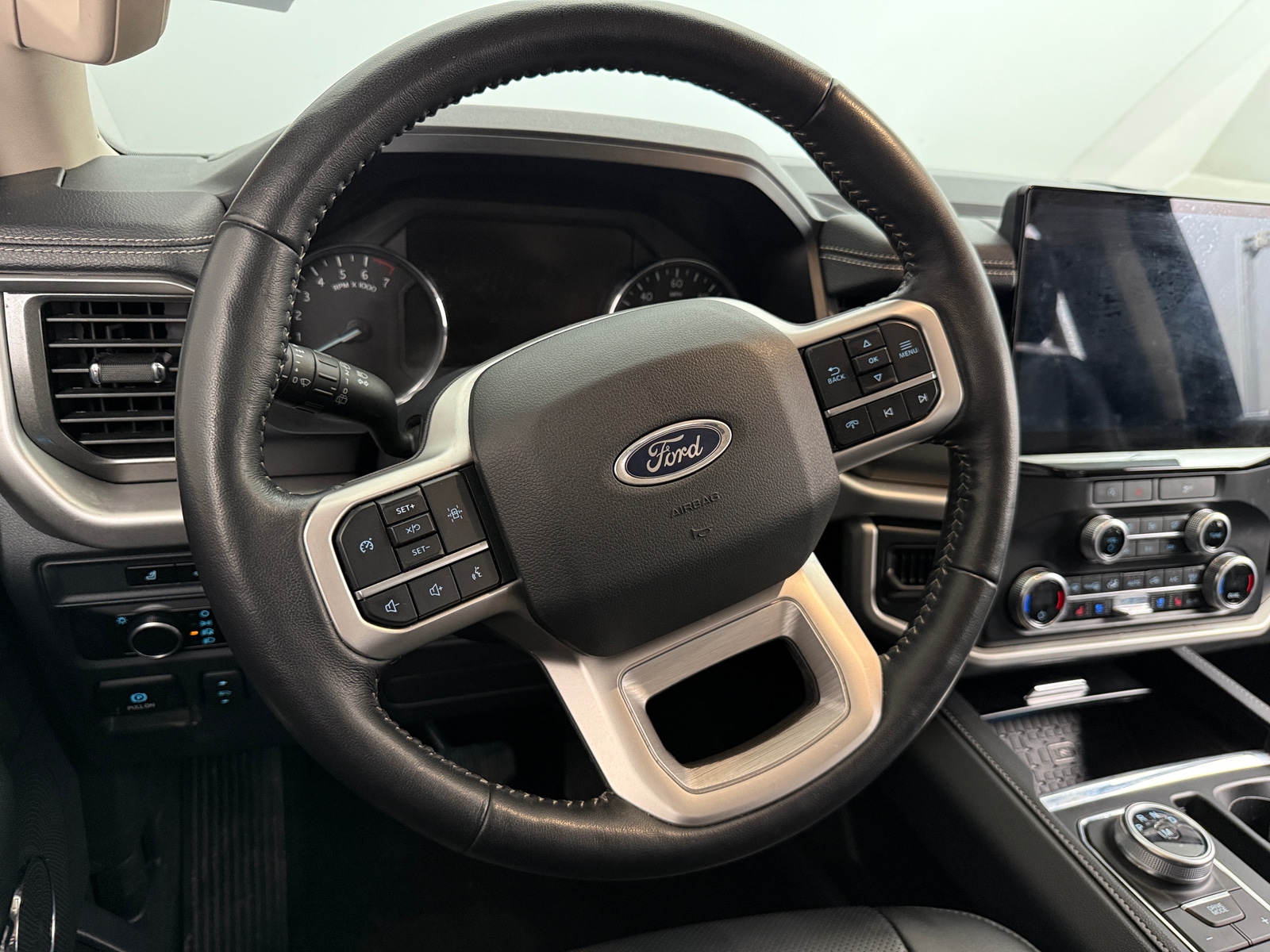 Thumbnail: 2024 Ford Expedition MAX - 4