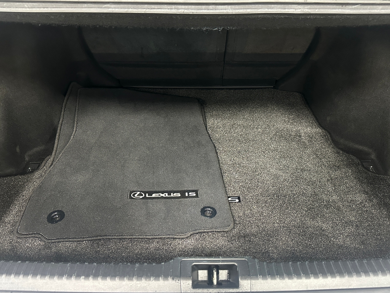 Thumbnail: 2022 Lexus IS - 6