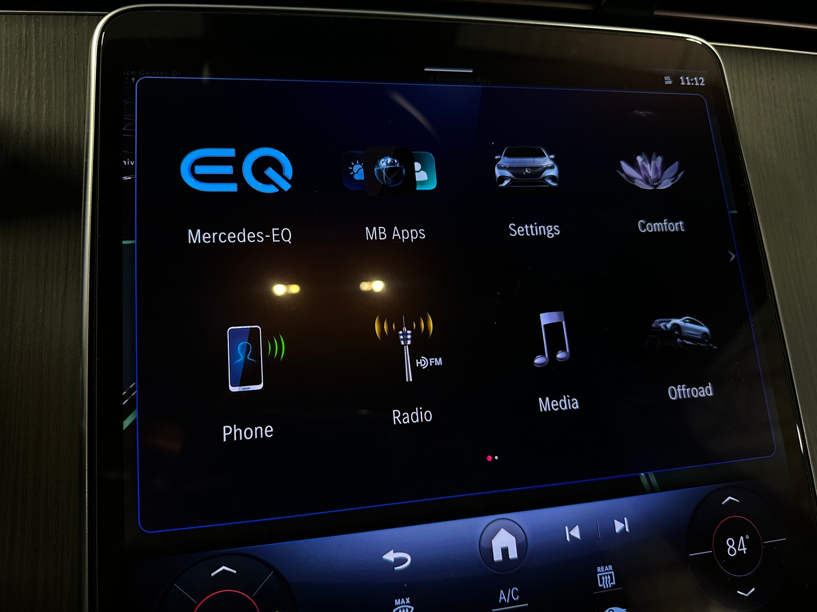 Thumbnail: 2025 Mercedes-Benz EQE - 3