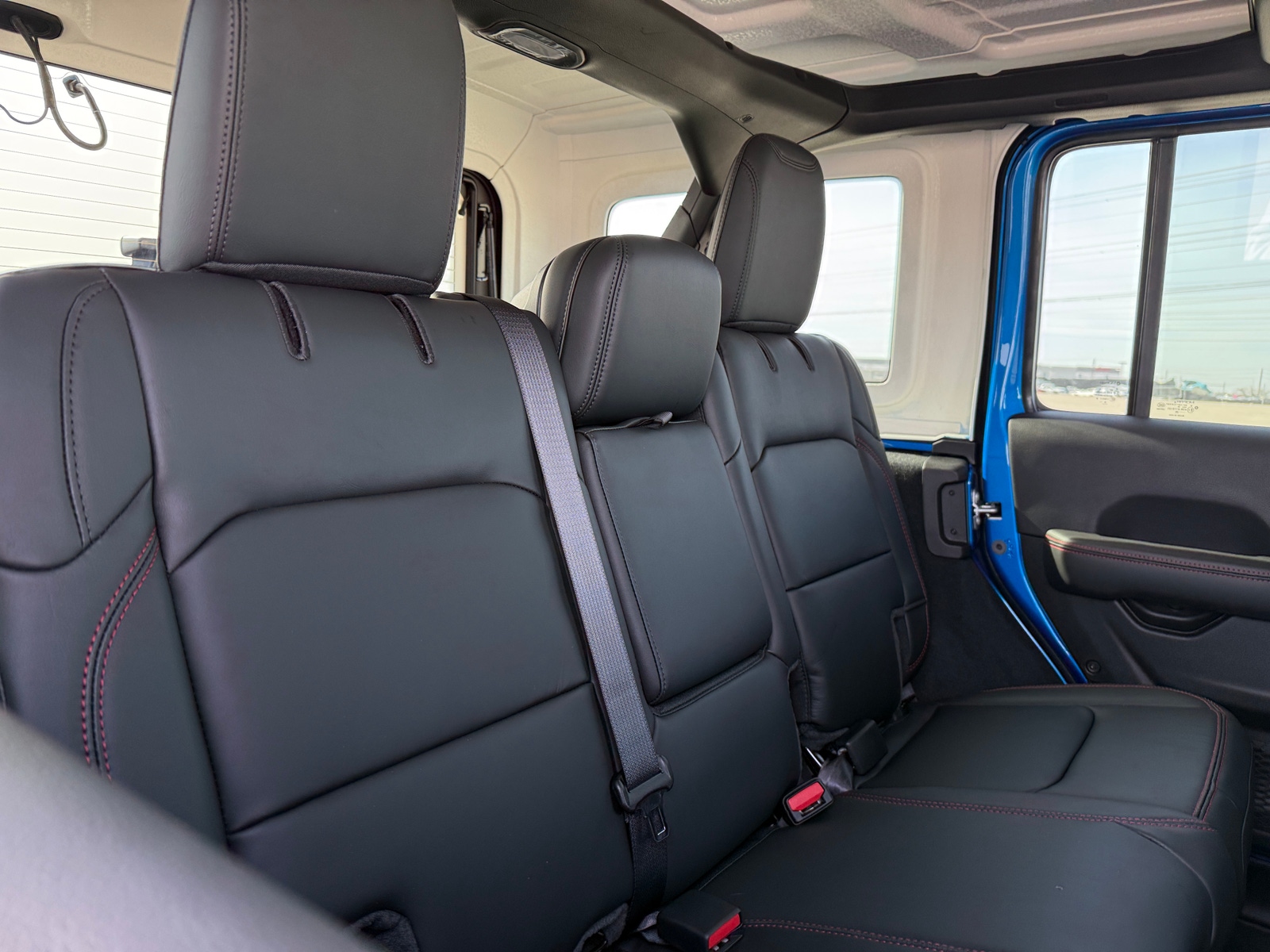 Thumbnail: 2026 Jeep Wrangler - 5