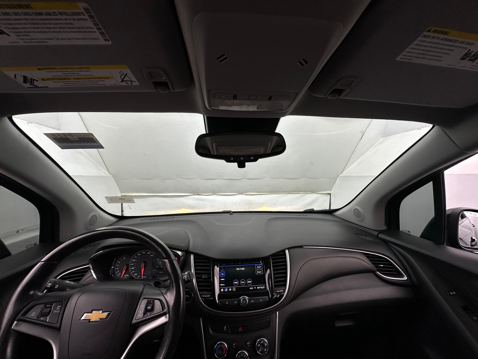 Thumbnail: 2022 Chevrolet Trax - 3