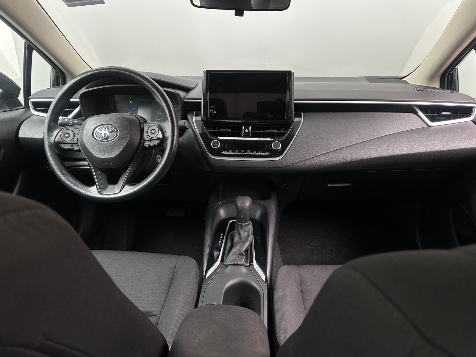 Thumbnail: 2024 Toyota Corolla - 3