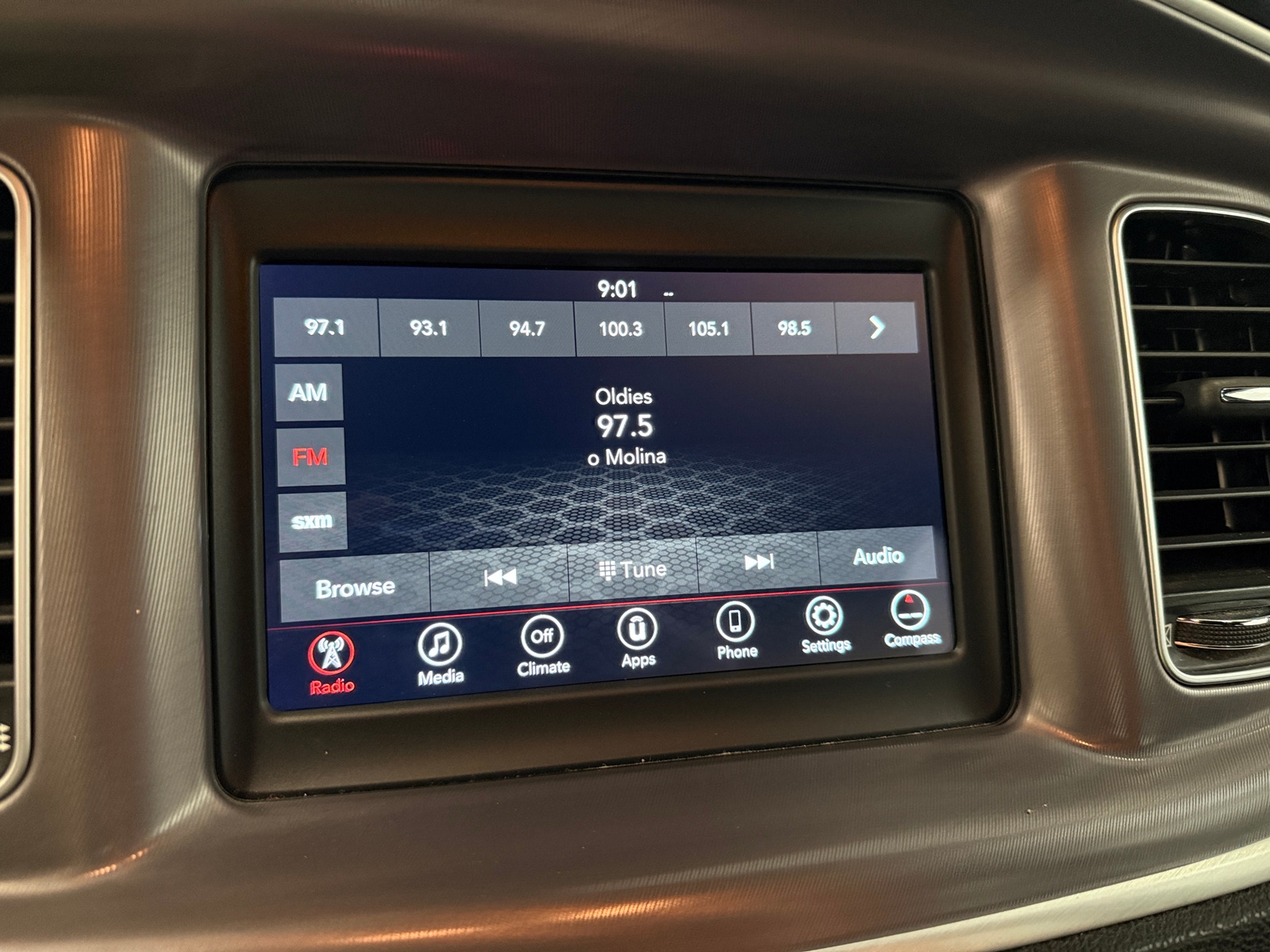 Thumbnail: 2022 Dodge Charger - 4