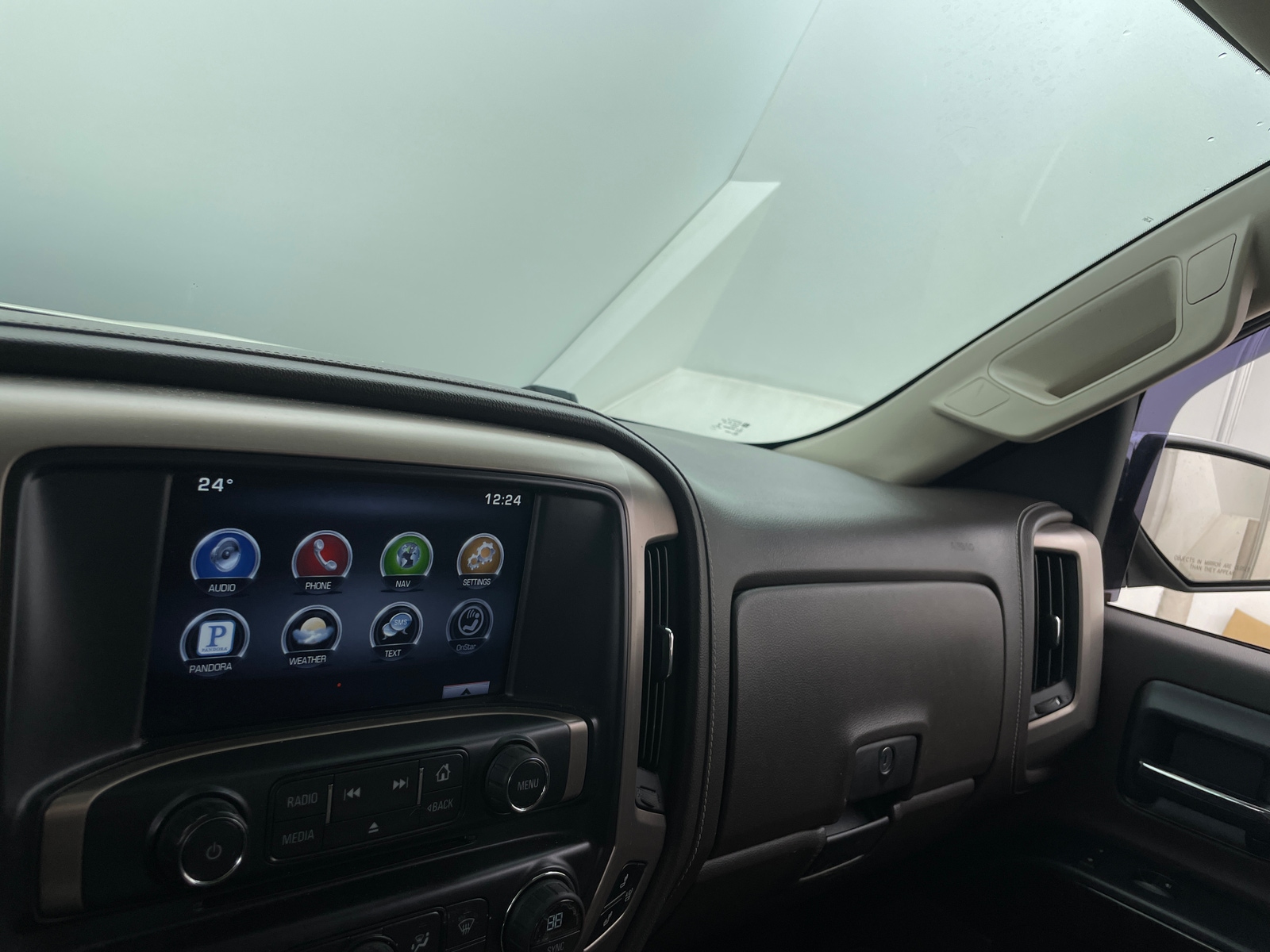 Thumbnail: 2015 GMC Sierra 1500 - 3