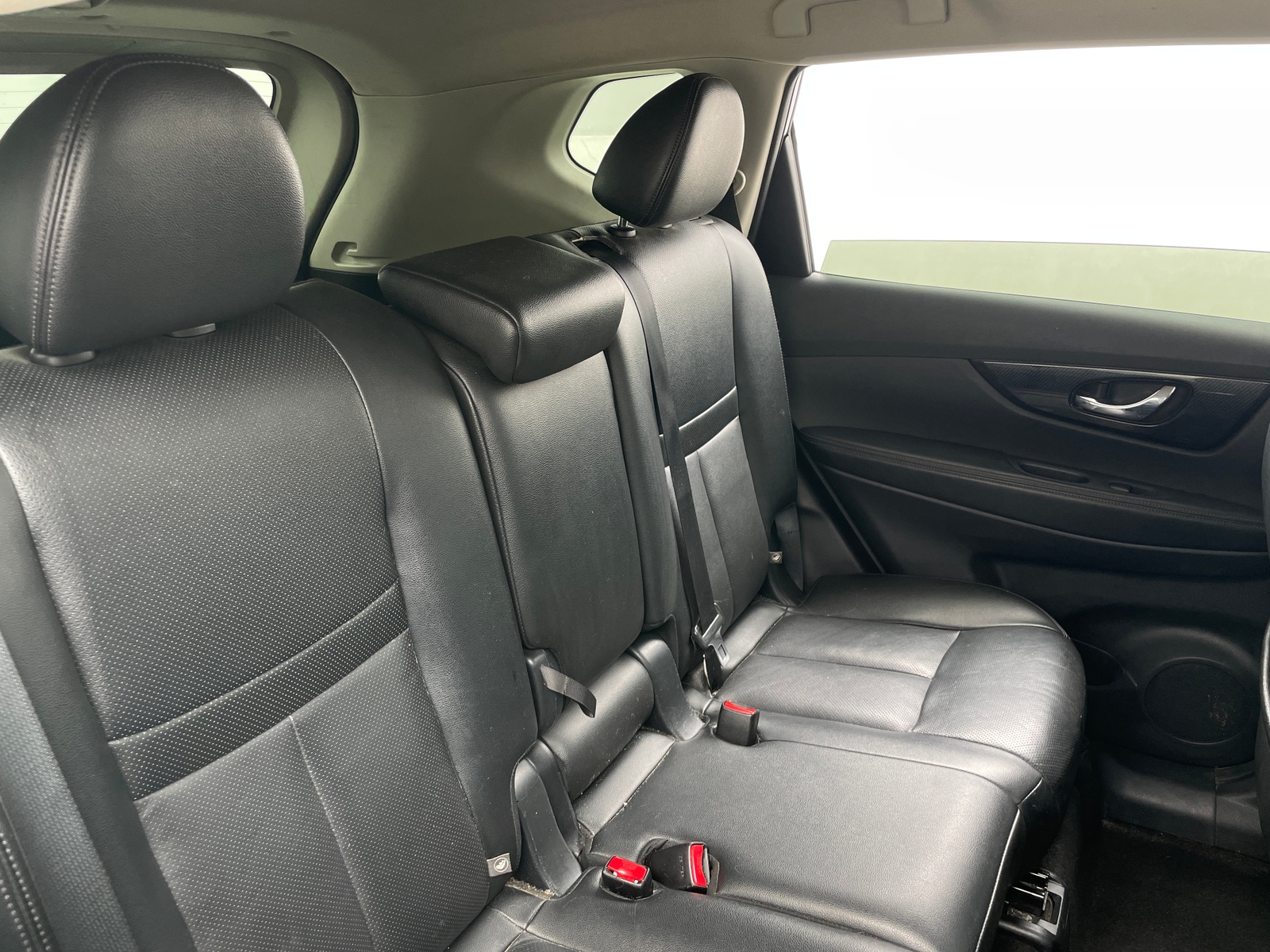 Thumbnail: 2018 Nissan Rogue - 5