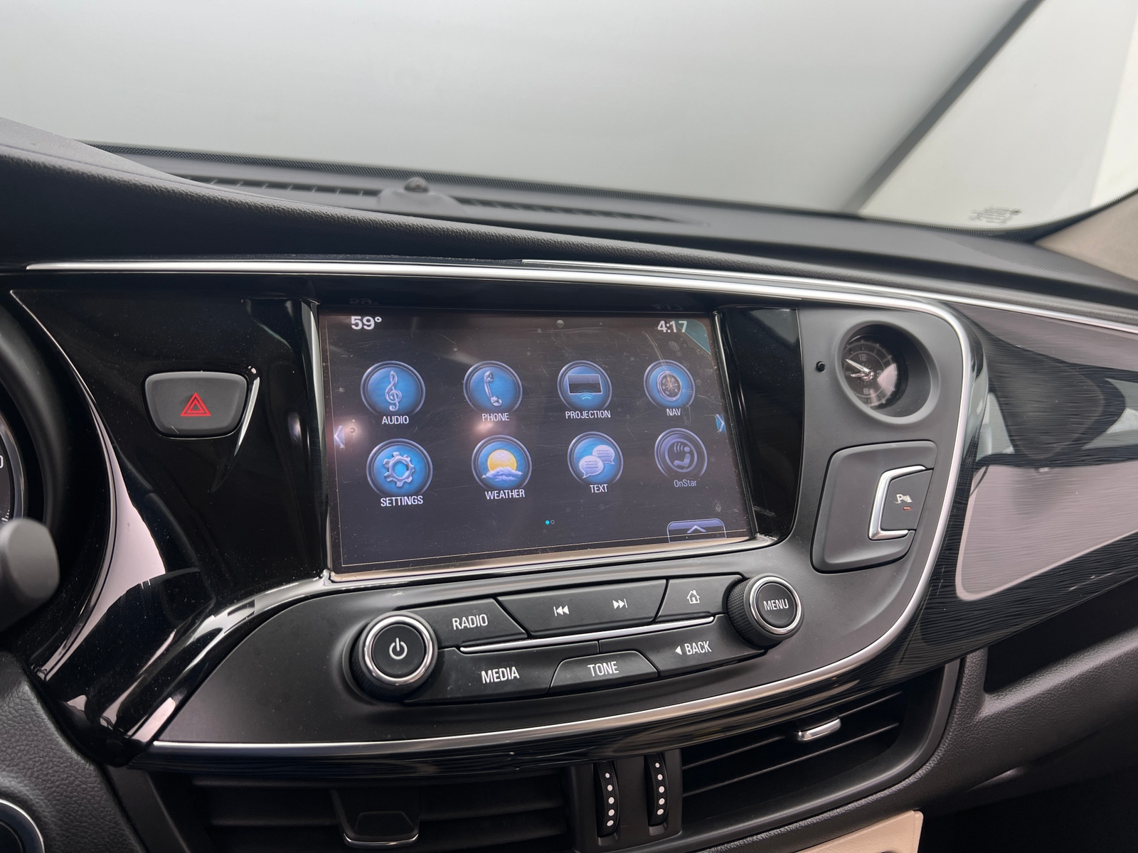 Thumbnail: 2018 Buick Envision - 3