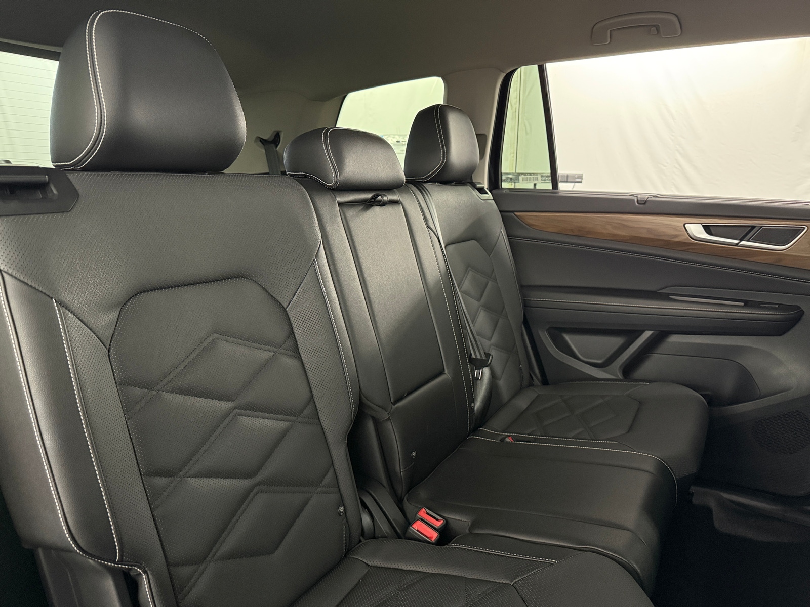 Thumbnail: 2025 Volkswagen Atlas - 5