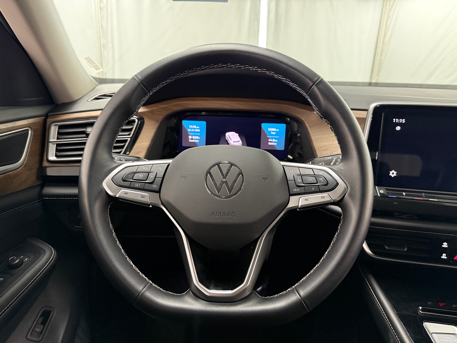 Thumbnail: 2025 Volkswagen Atlas - 4