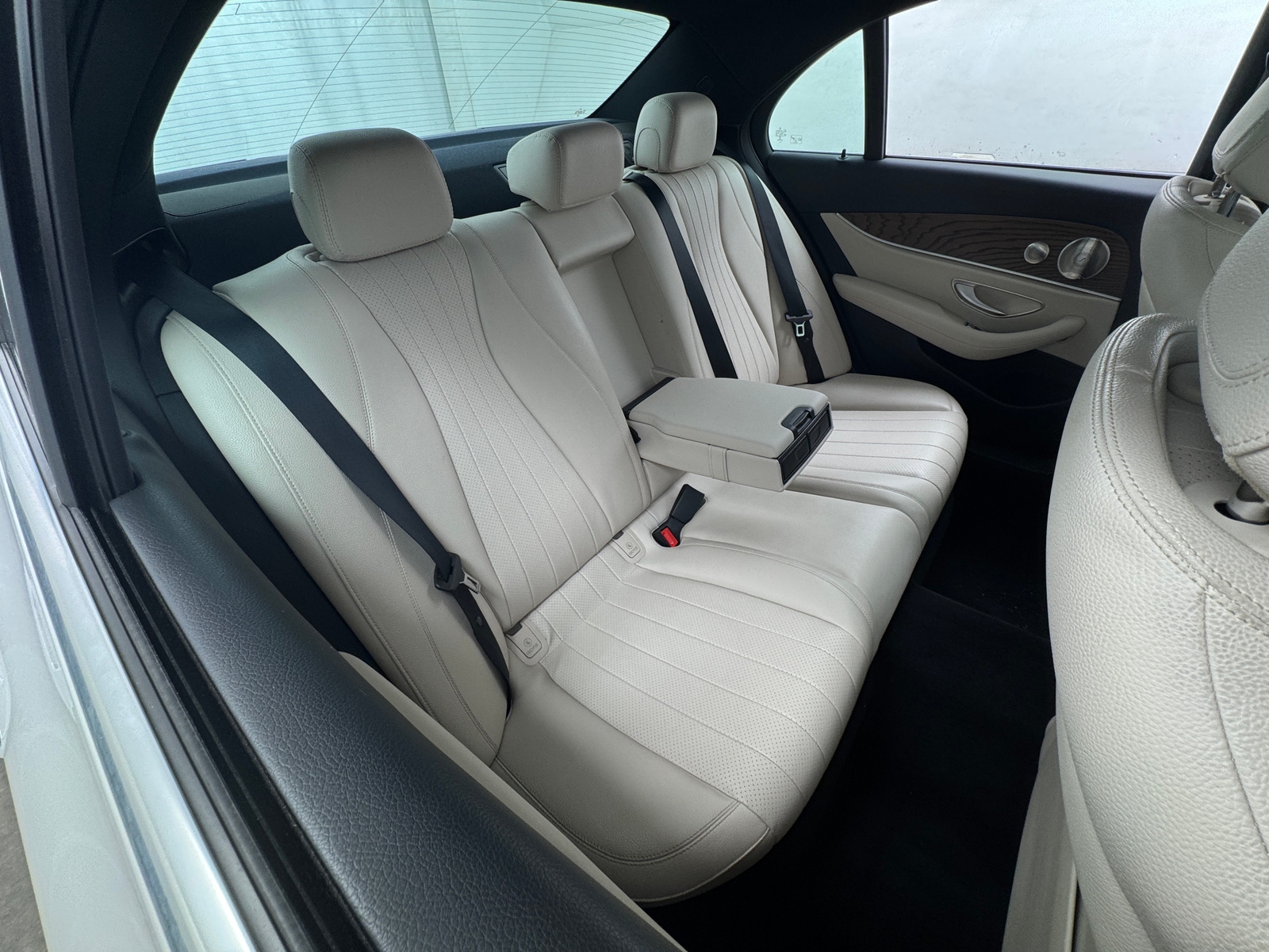 Thumbnail: 2022 Mercedes-Benz E-Class - 5