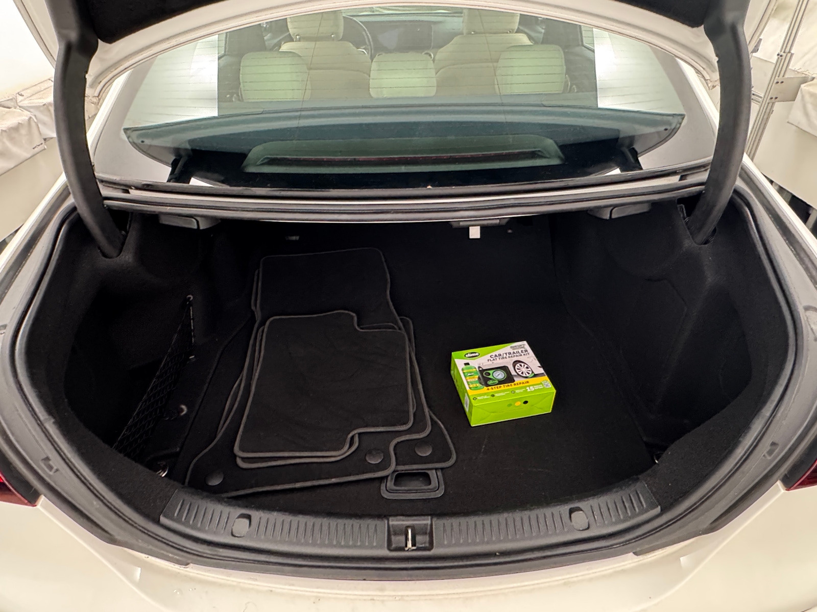 Thumbnail: 2022 Mercedes-Benz E-Class - 6