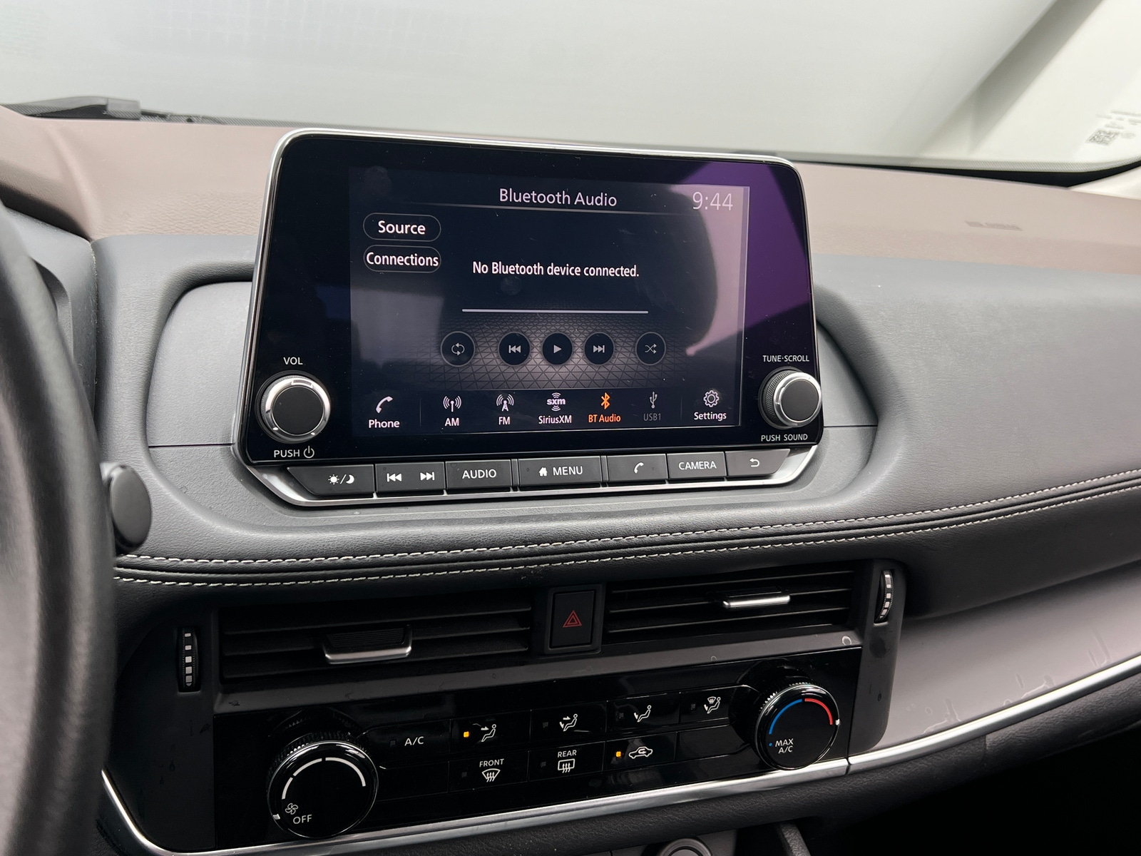 Thumbnail: 2022 Nissan Rogue - 4