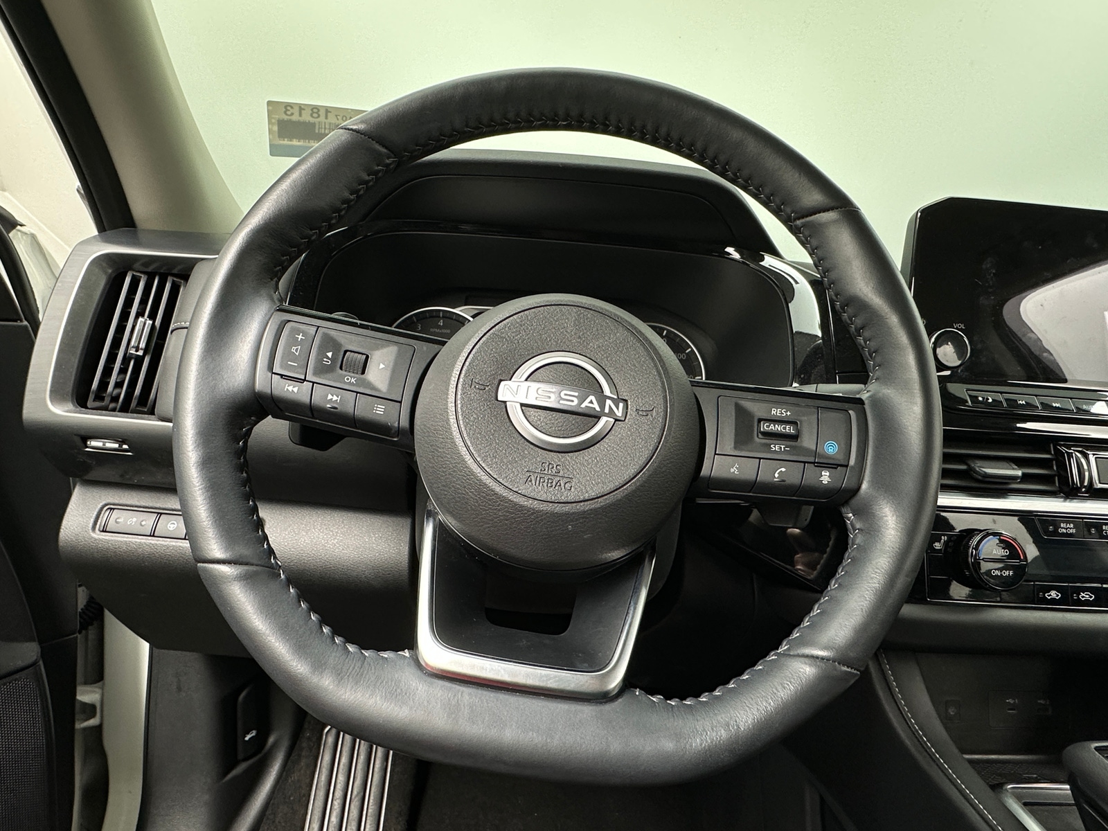 Thumbnail: 2024 Nissan Pathfinder - 4