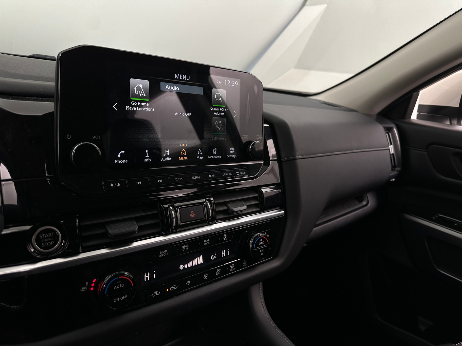 Thumbnail: 2024 Nissan Pathfinder - 3