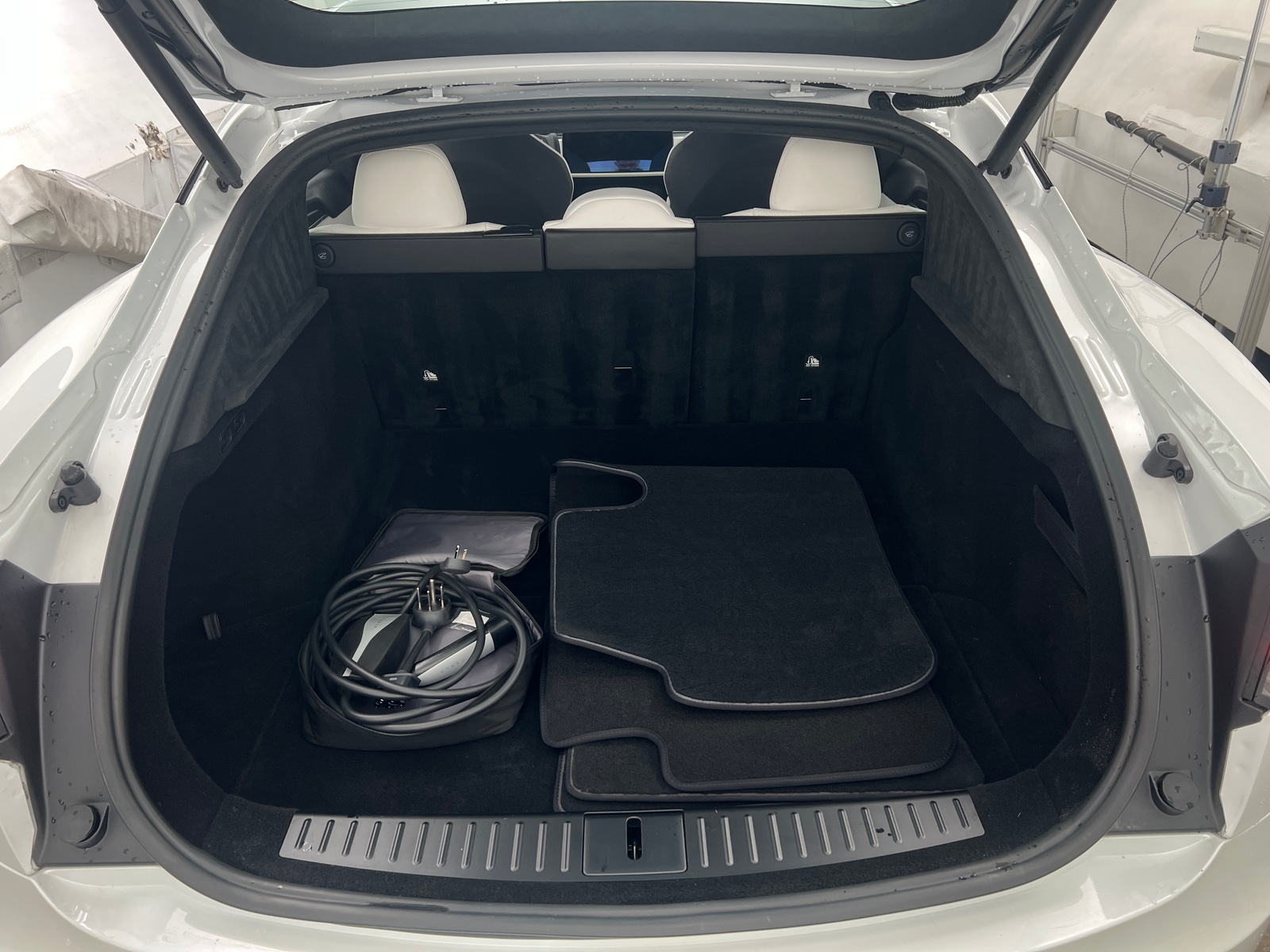 Thumbnail: 2024 Tesla Model S - 6