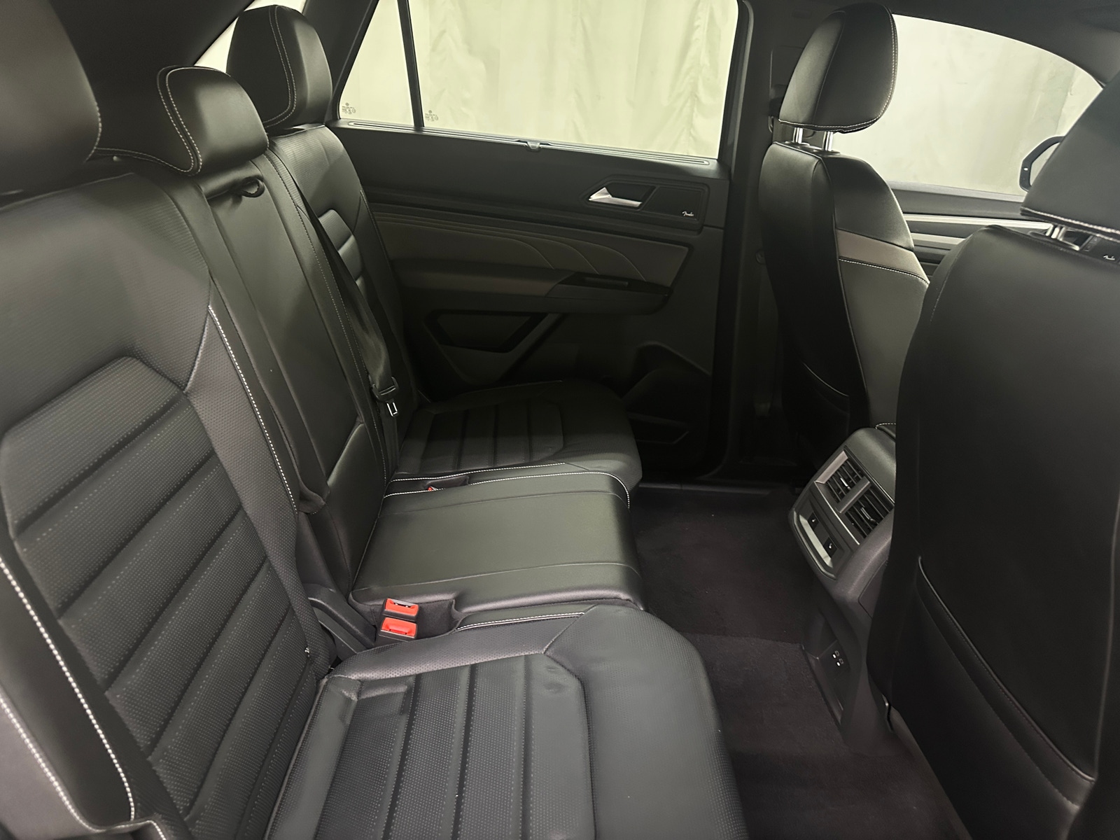 Thumbnail: 2021 Volkswagen Atlas - 5