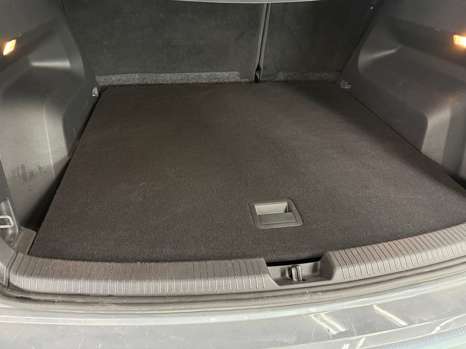 Thumbnail: 2021 Volkswagen Atlas - 6