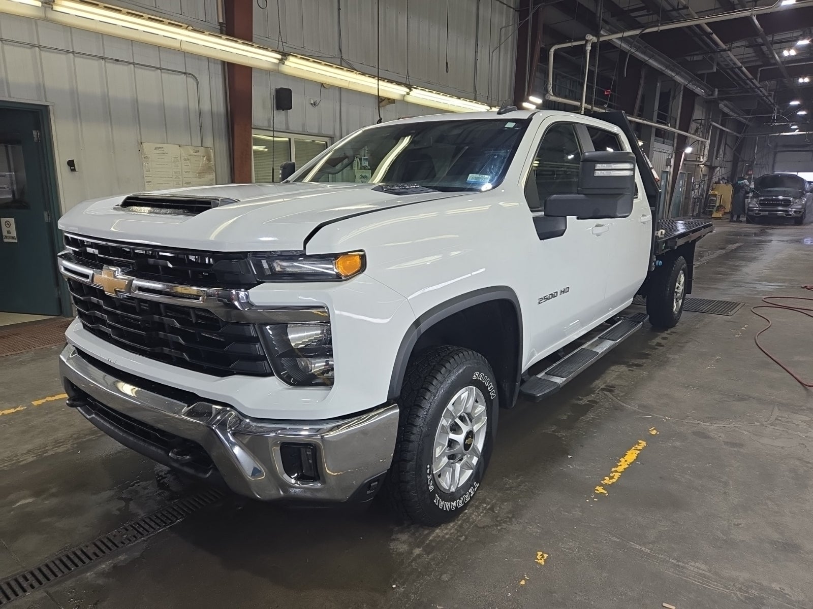2024 Chevrolet Silverado 2500HD 4WD Crew Cab 172" LT