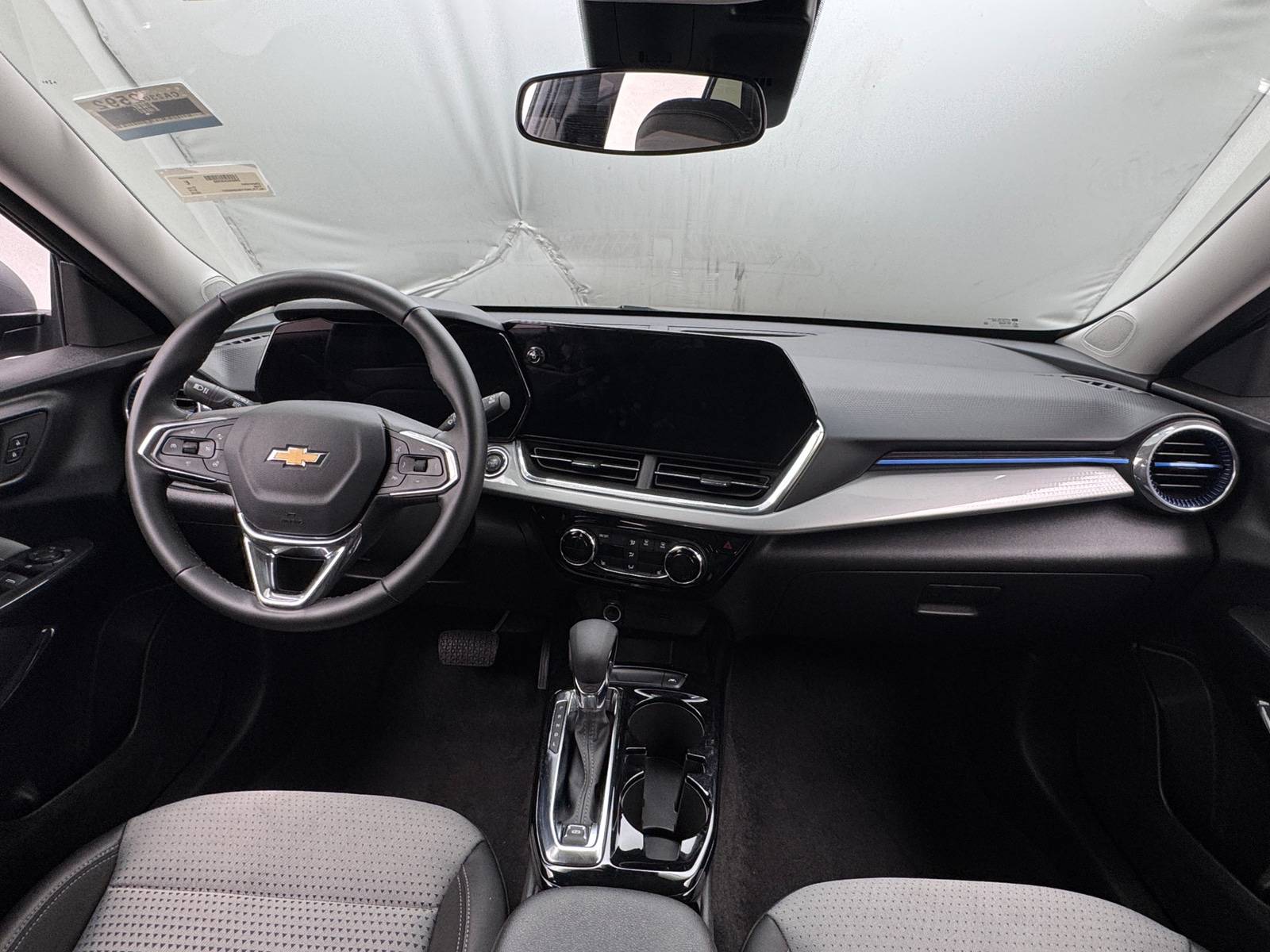 Thumbnail: 2025 Chevrolet Trax - 3