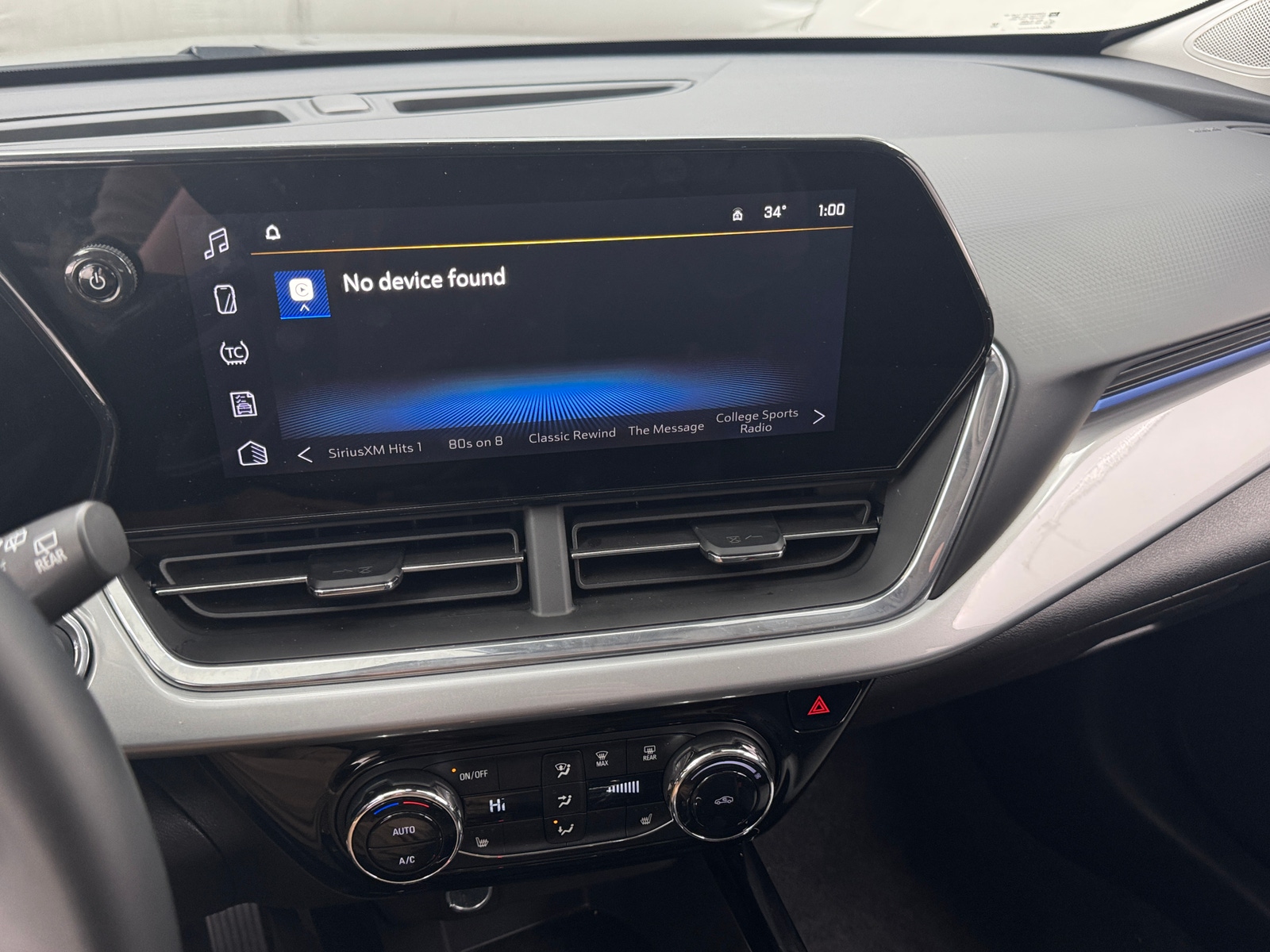 Thumbnail: 2025 Chevrolet Trax - 4