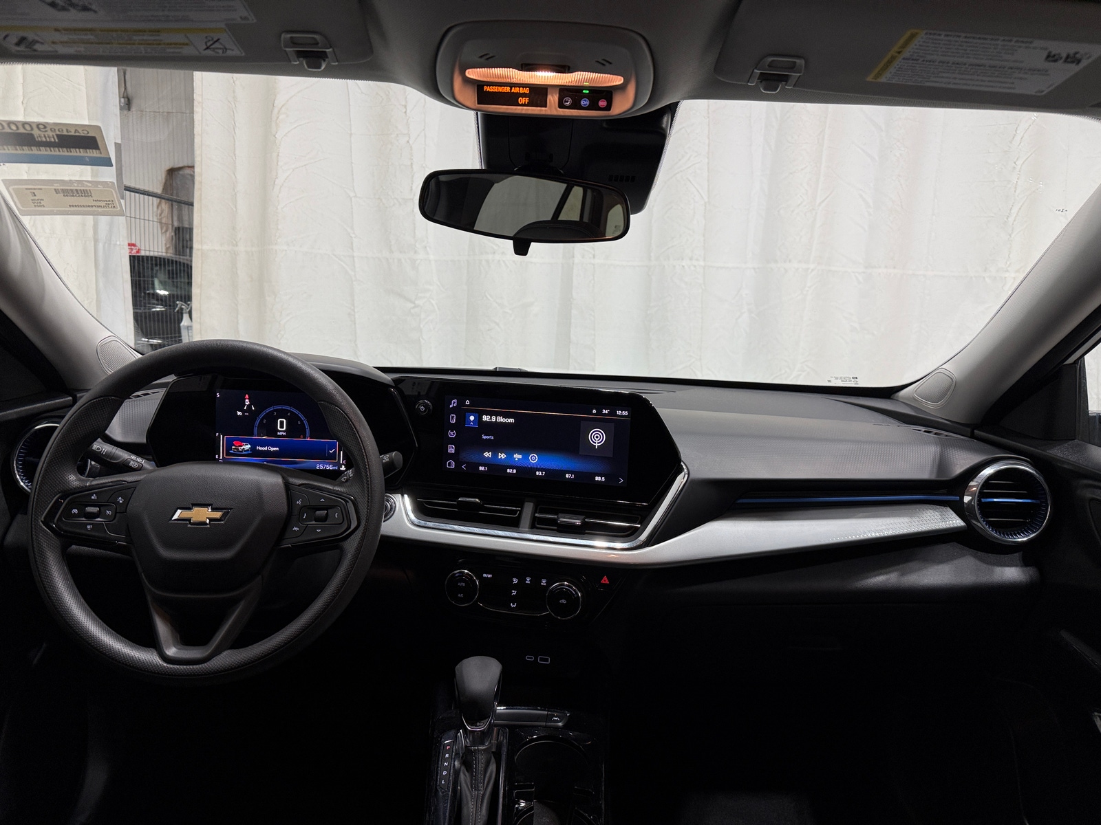 Thumbnail: 2025 Chevrolet Trax - 3