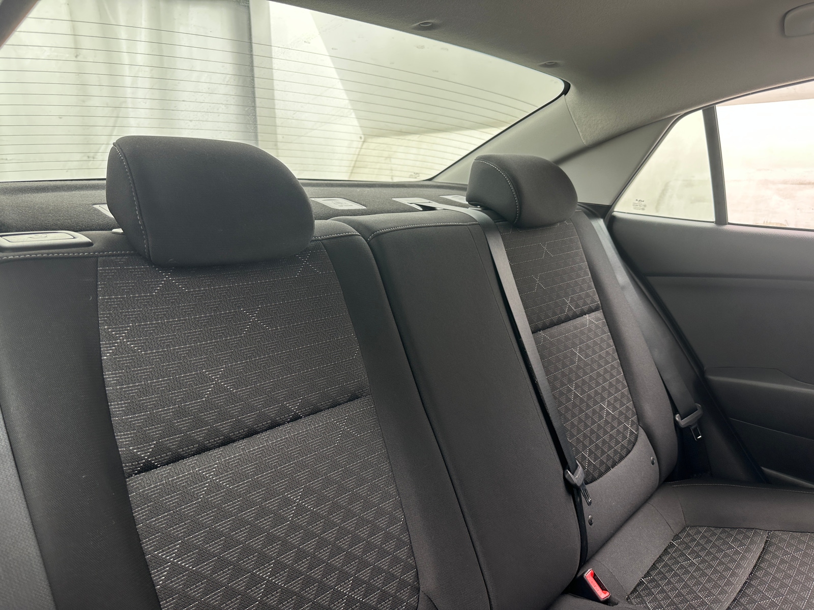 Thumbnail: 2022 Kia Rio - 6