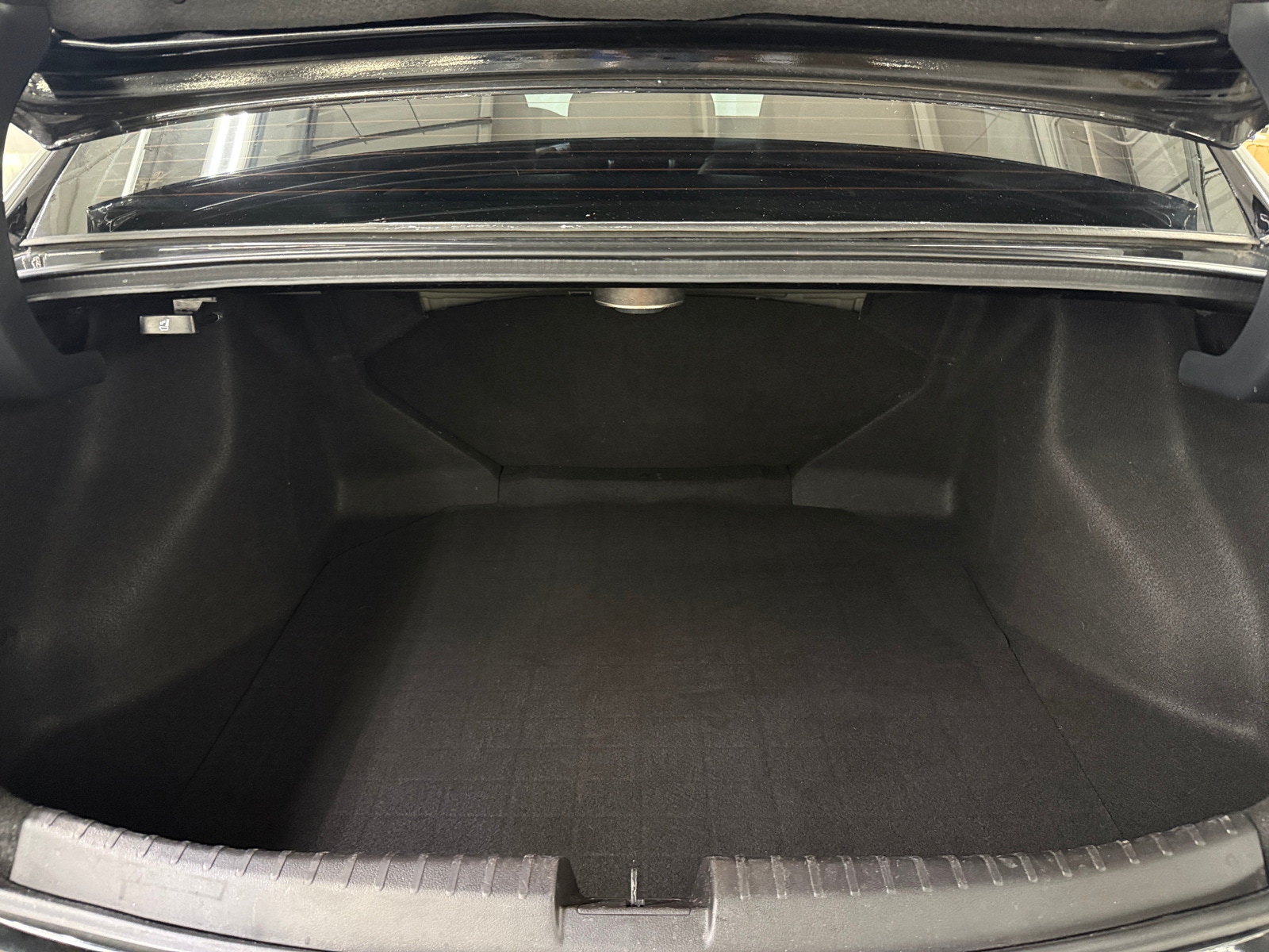 Thumbnail: 2020 Acura ILX - 6