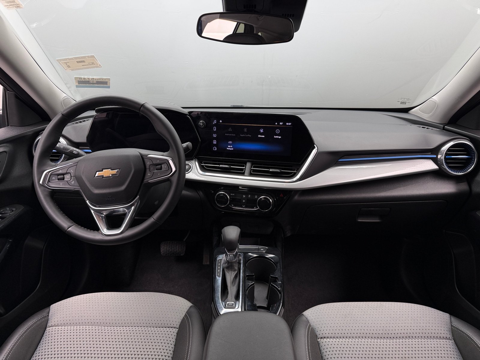 Thumbnail: 2025 Chevrolet Trax - 3