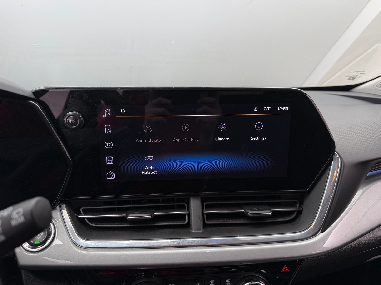 Thumbnail: 2025 Chevrolet Trax - 4