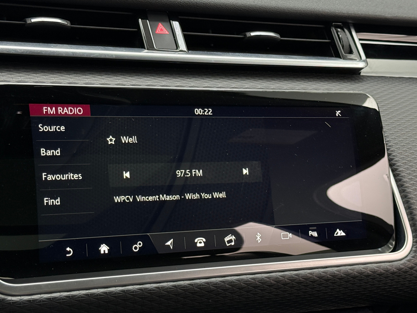 Thumbnail: 2020 Land Rover Range Rover Velar - 3