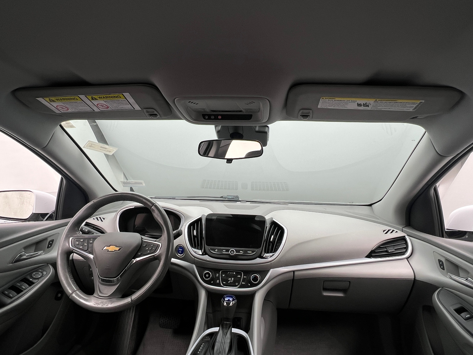 Thumbnail: 2017 Chevrolet Volt - 2