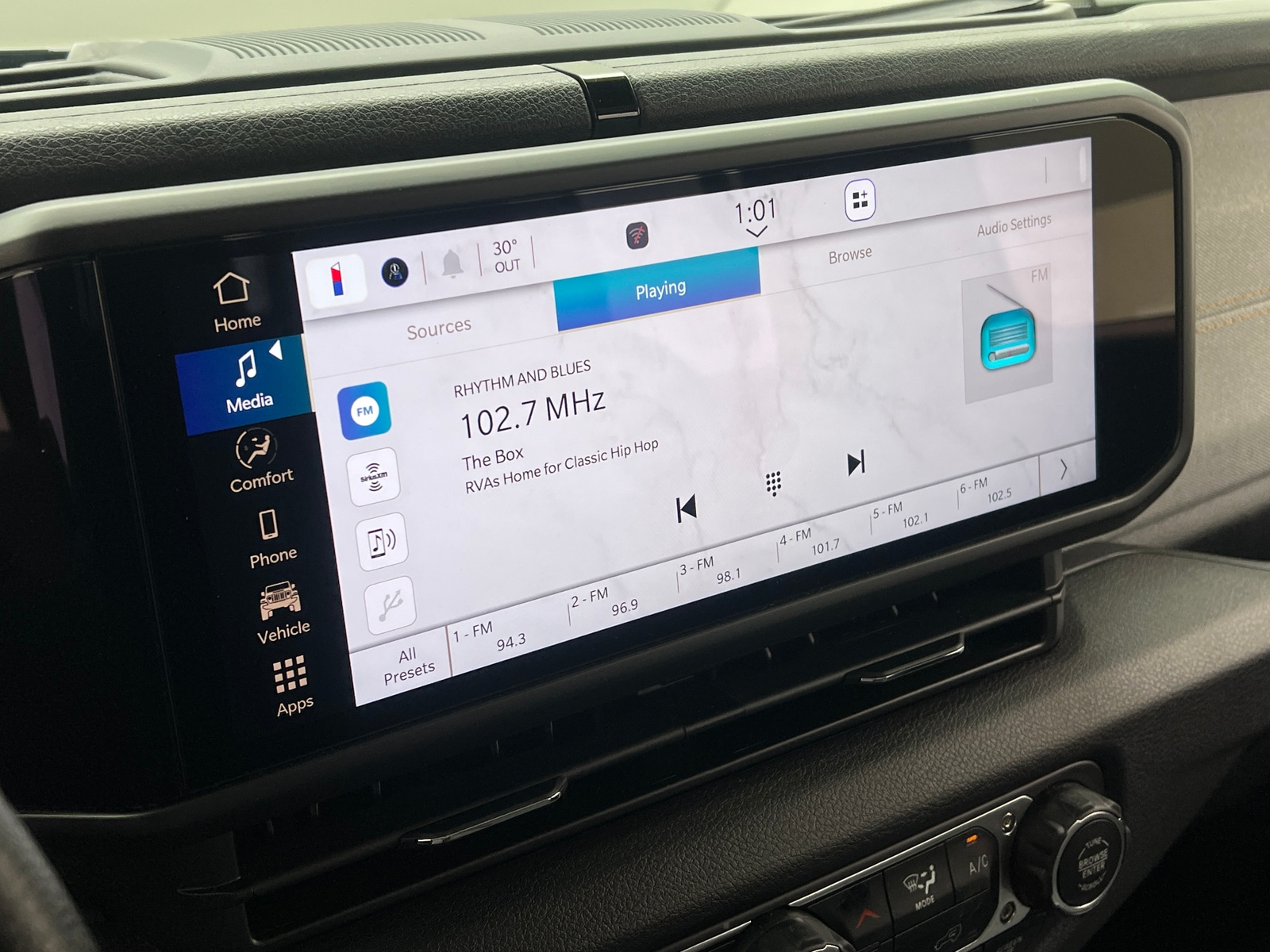 Thumbnail: 2025 Jeep Gladiator - 4