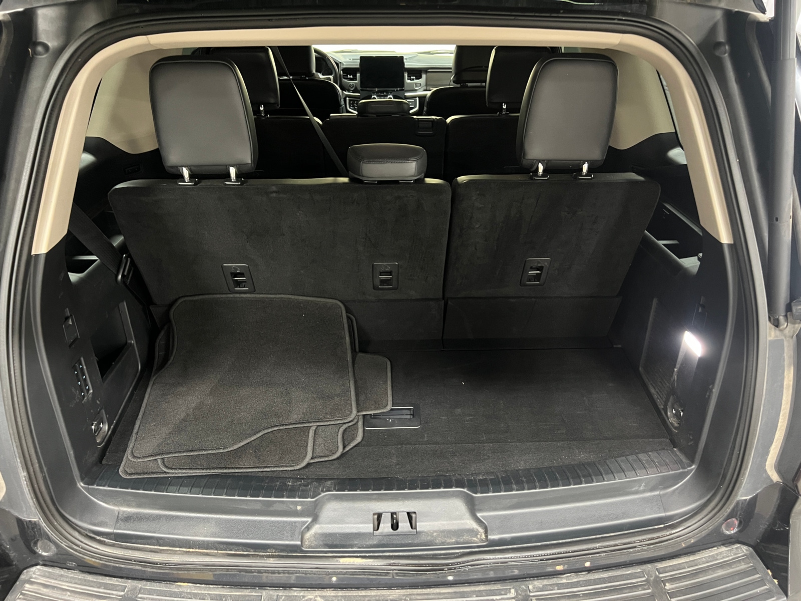 Thumbnail: 2023 Ford Expedition - 6