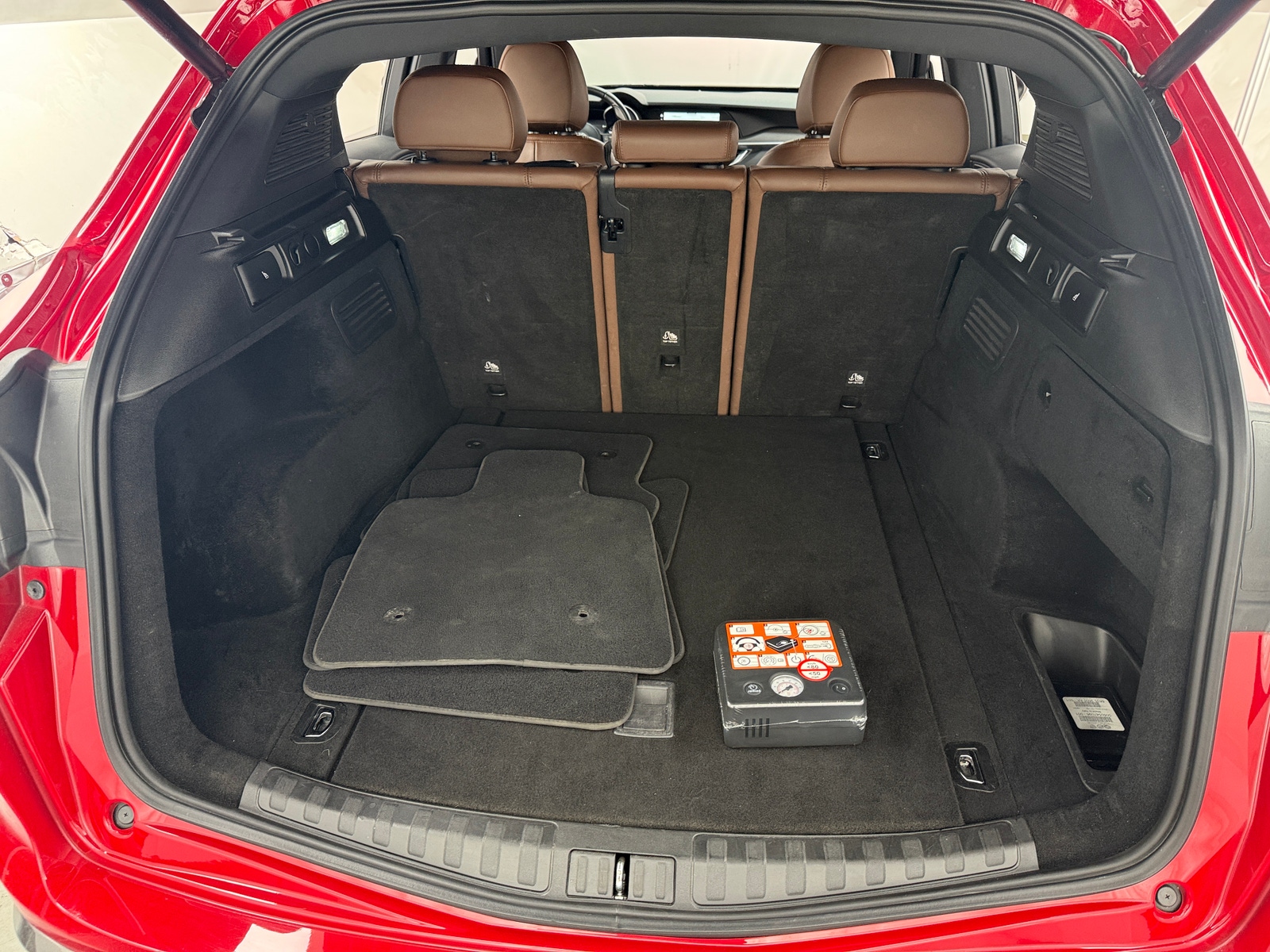 Thumbnail: 2023 Alfa Romeo Stelvio - 6