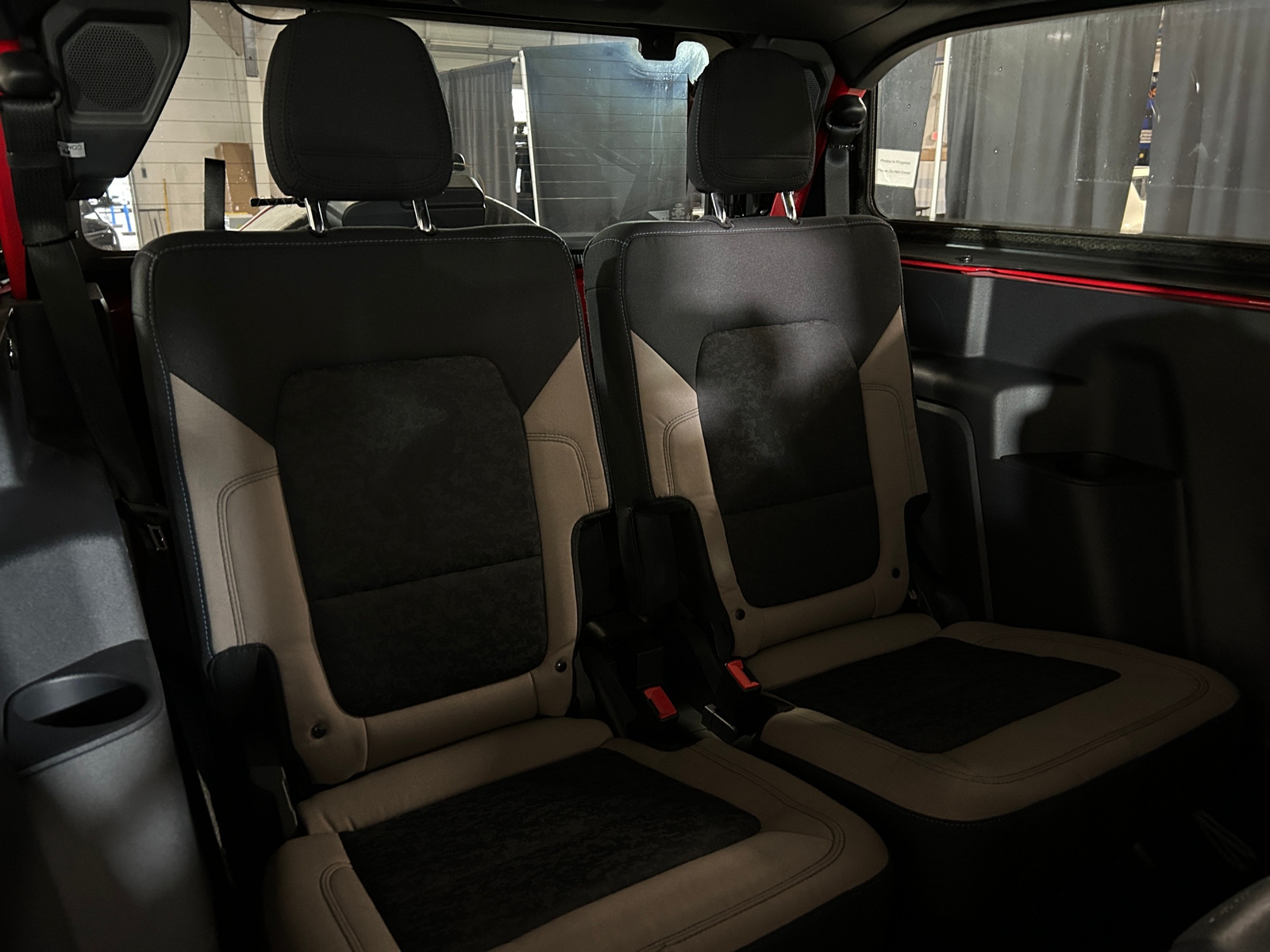 Thumbnail: 2022 Ford Bronco - 6