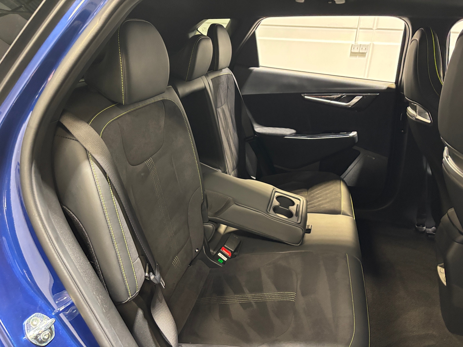 Thumbnail: 2023 Kia EV6 - 6