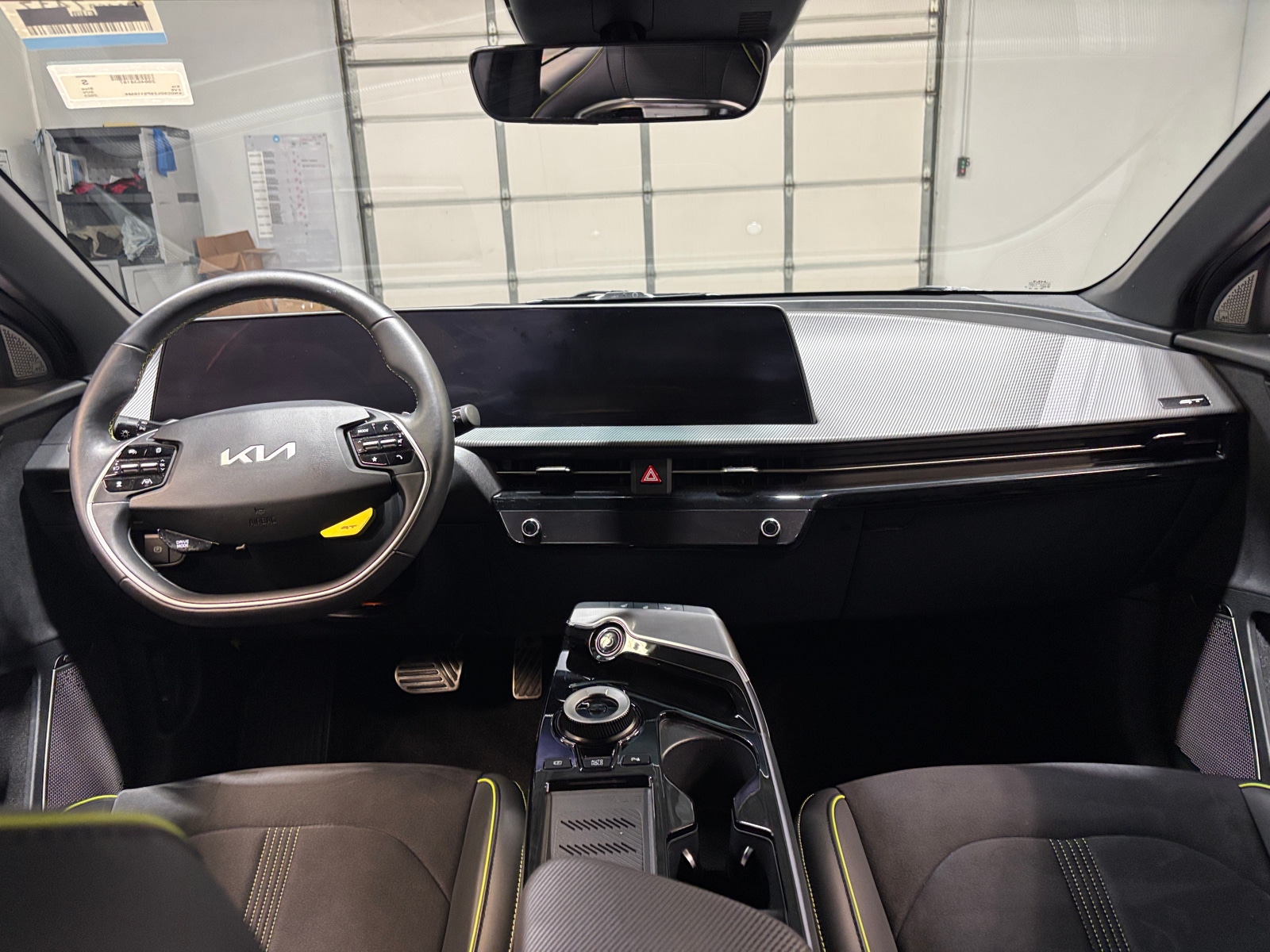 Thumbnail: 2023 Kia EV6 - 3