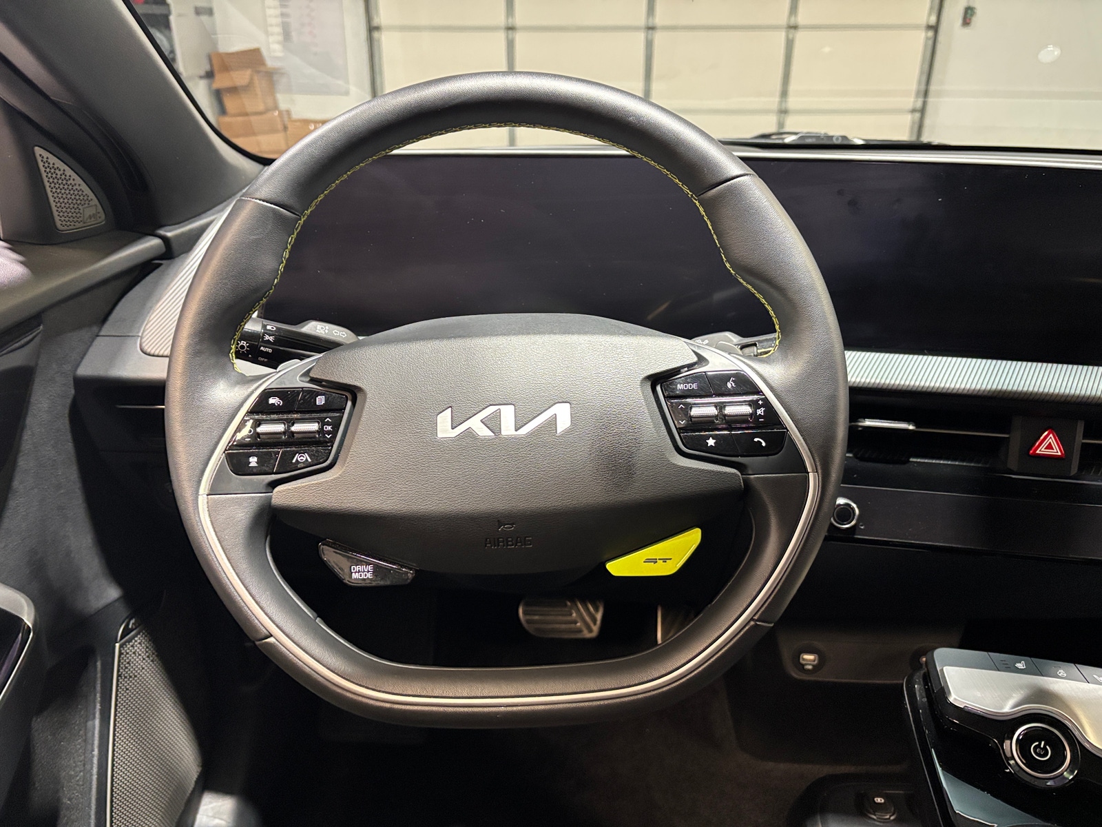 Thumbnail: 2023 Kia EV6 - 5