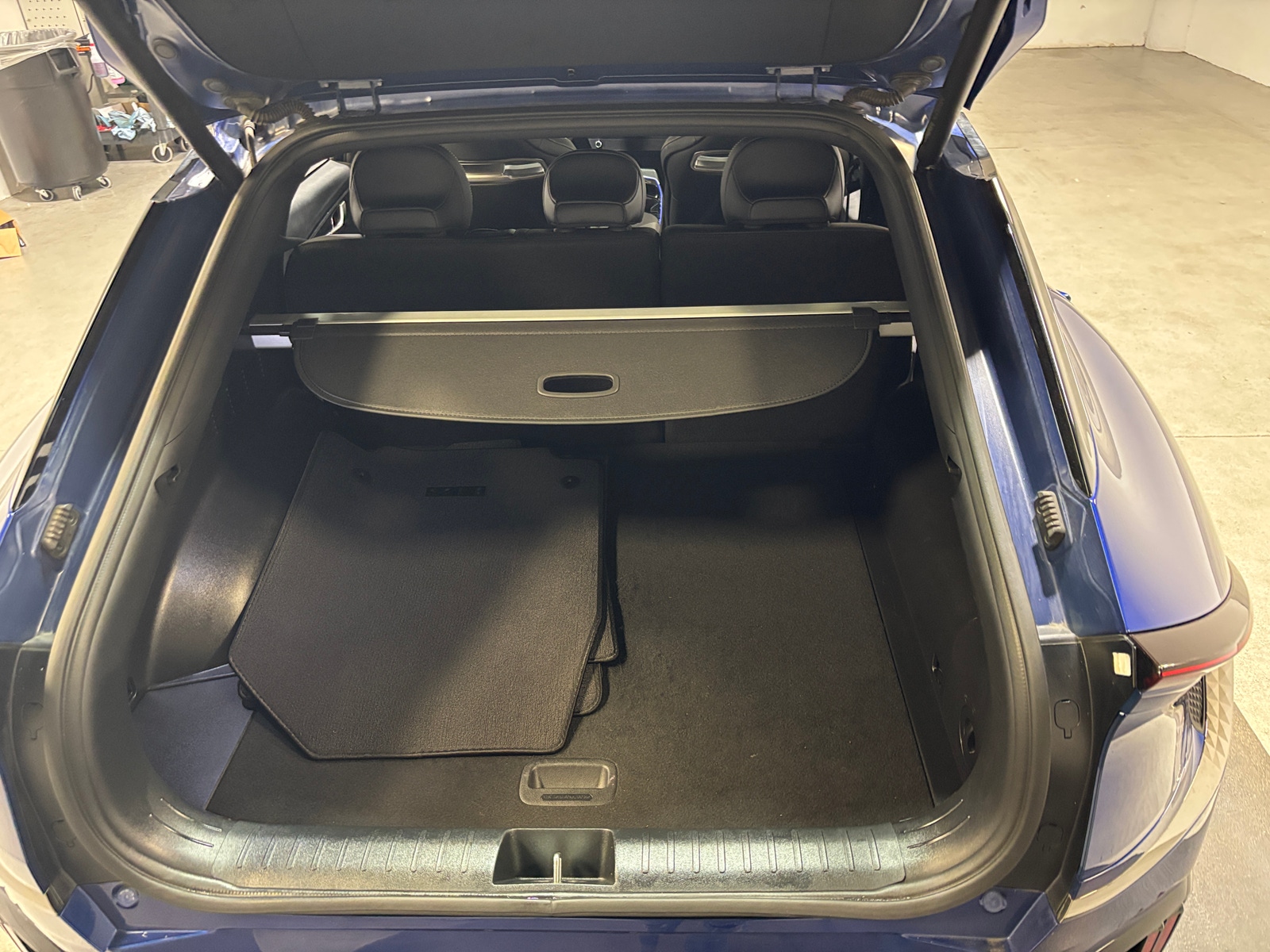 Thumbnail: 2023 Kia EV6 - 7